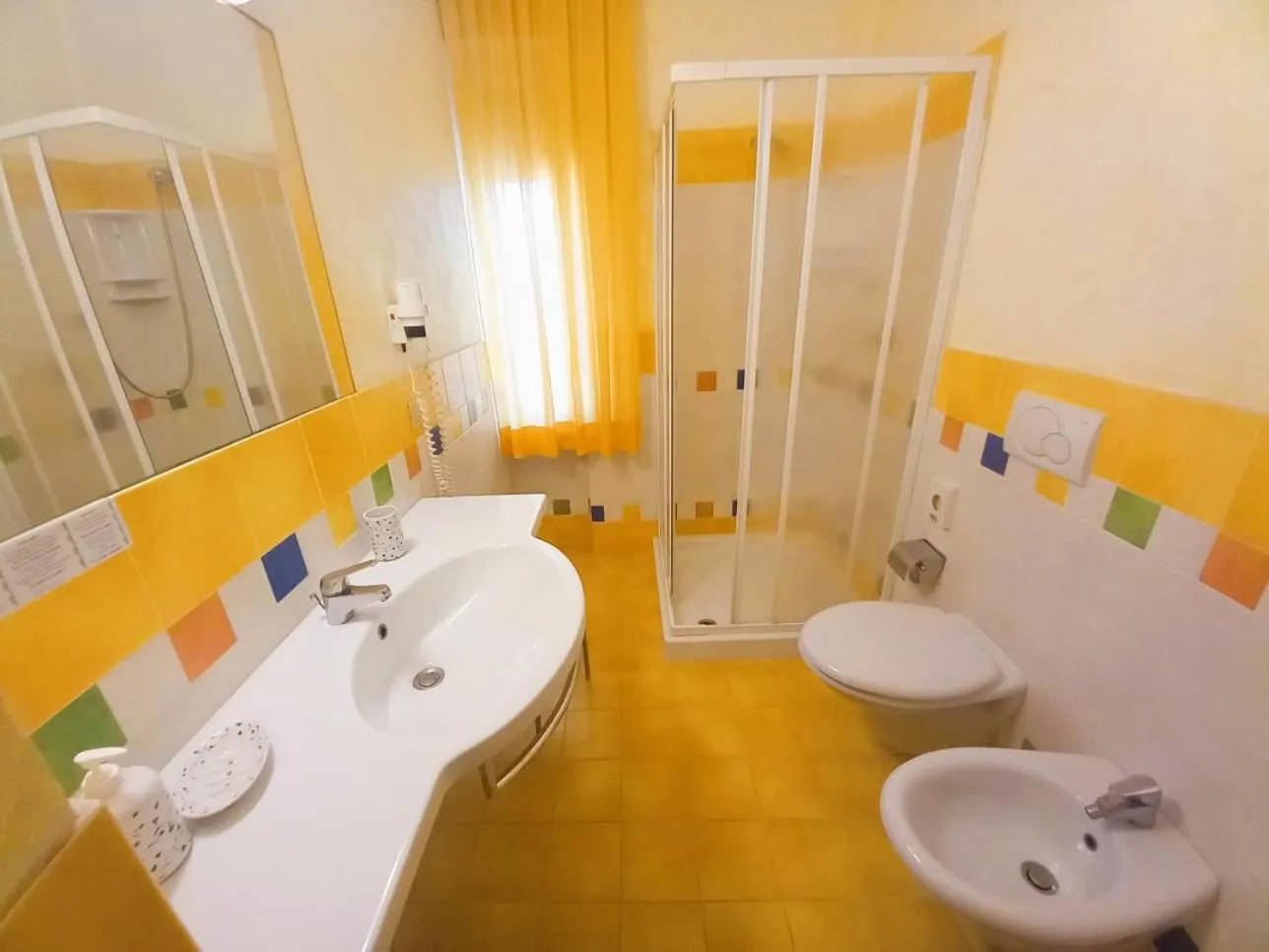 Bathroom in Hotel Garden B&B