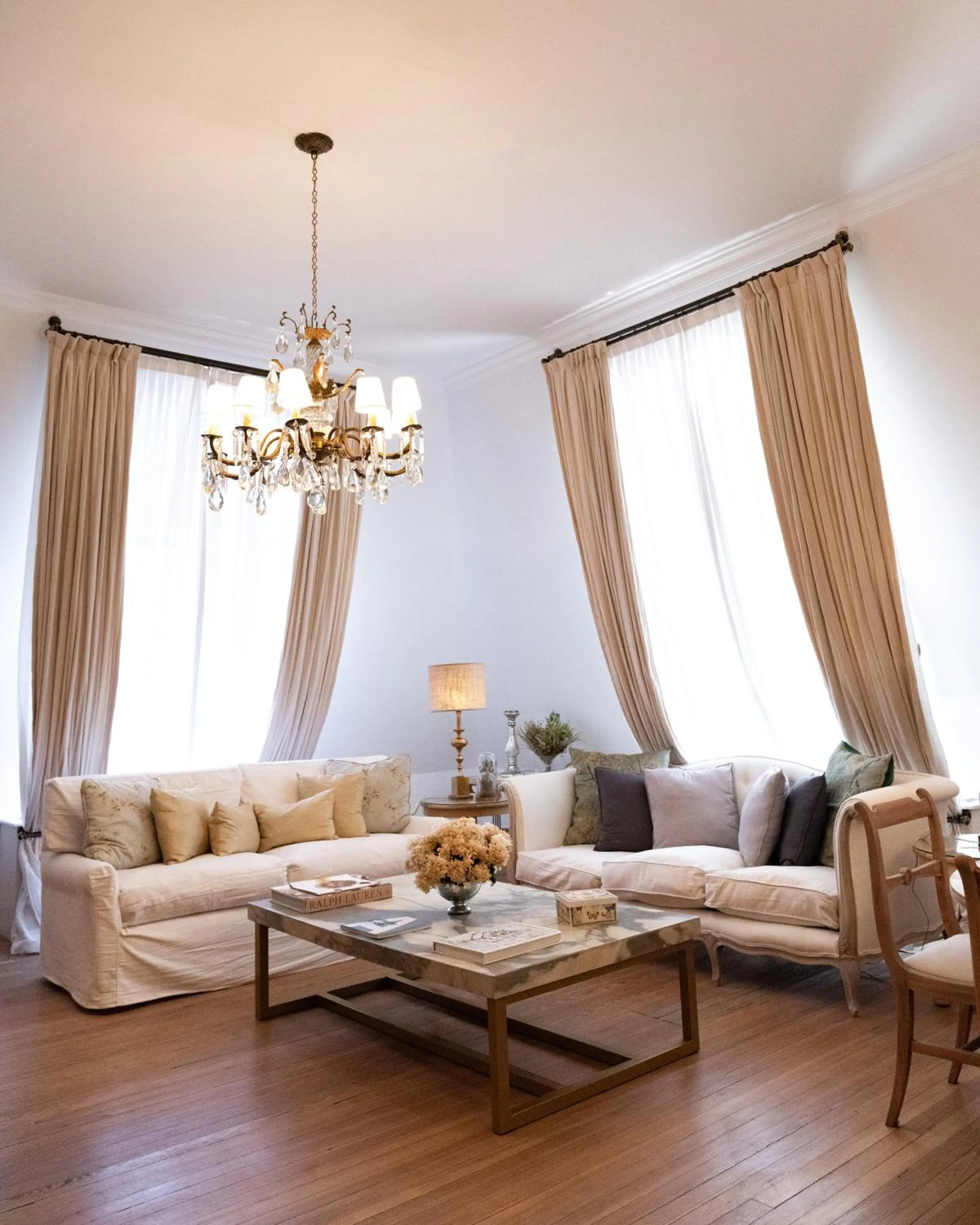 Living room in Four Seasons Hotel Buenos Aires