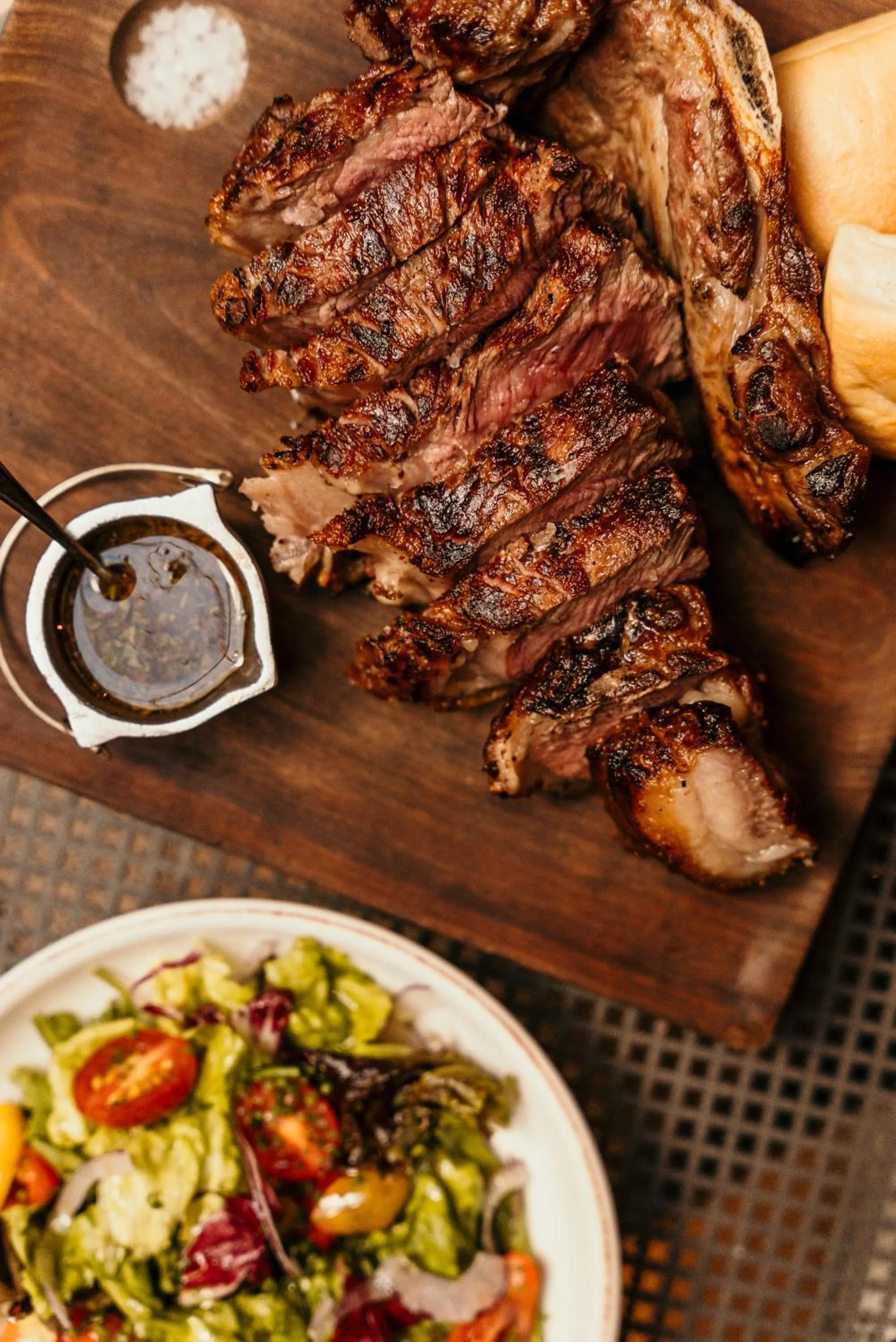 Restaurant/places to eat in Four Seasons Hotel Buenos Aires