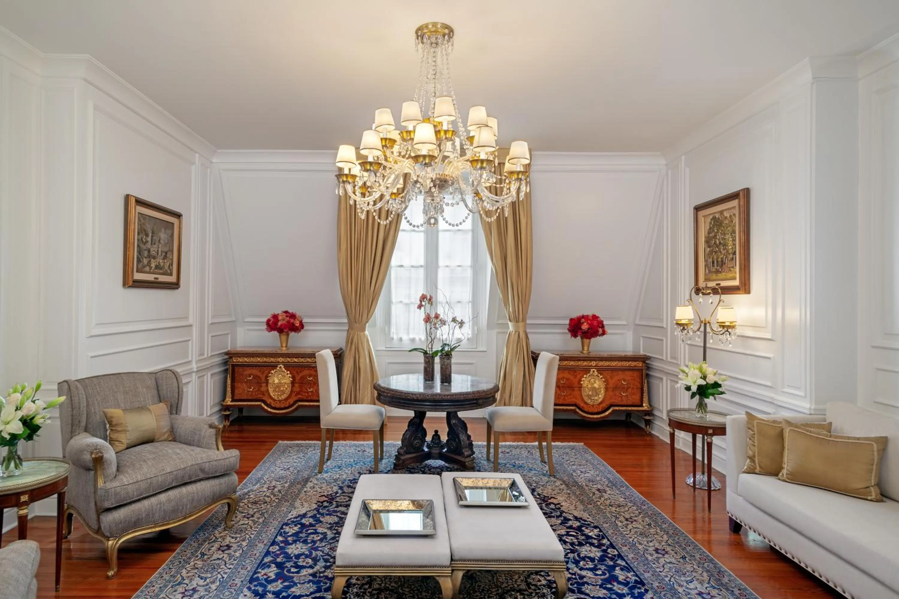 Living room in Four Seasons Hotel Buenos Aires