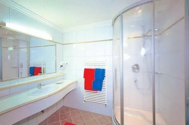 Bathroom in Wohlfühlresort und Feriengut Martinerhof