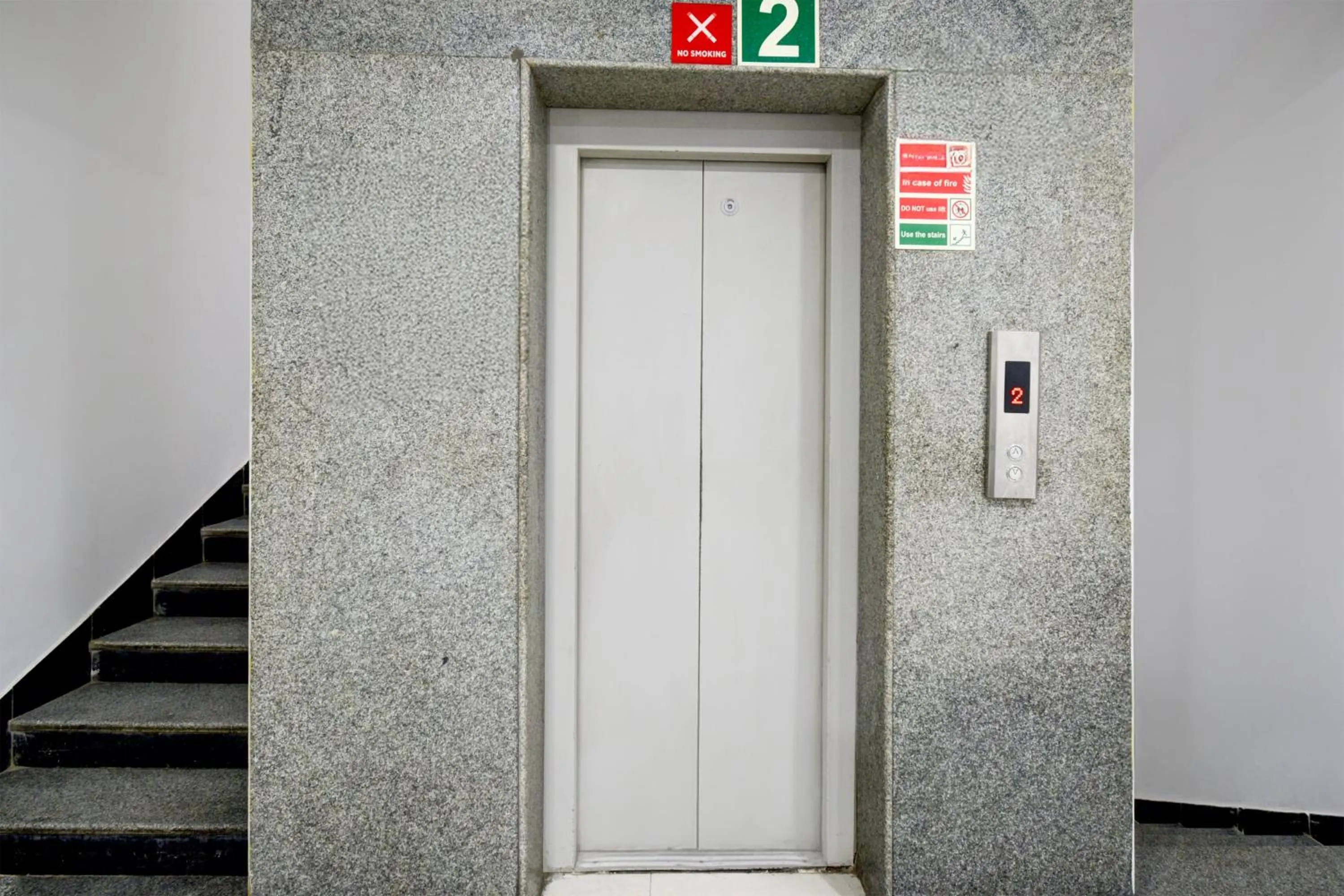 Lobby or reception in Hotel O Erragadda Metro Station Hyderabad Formerly Palak Residency