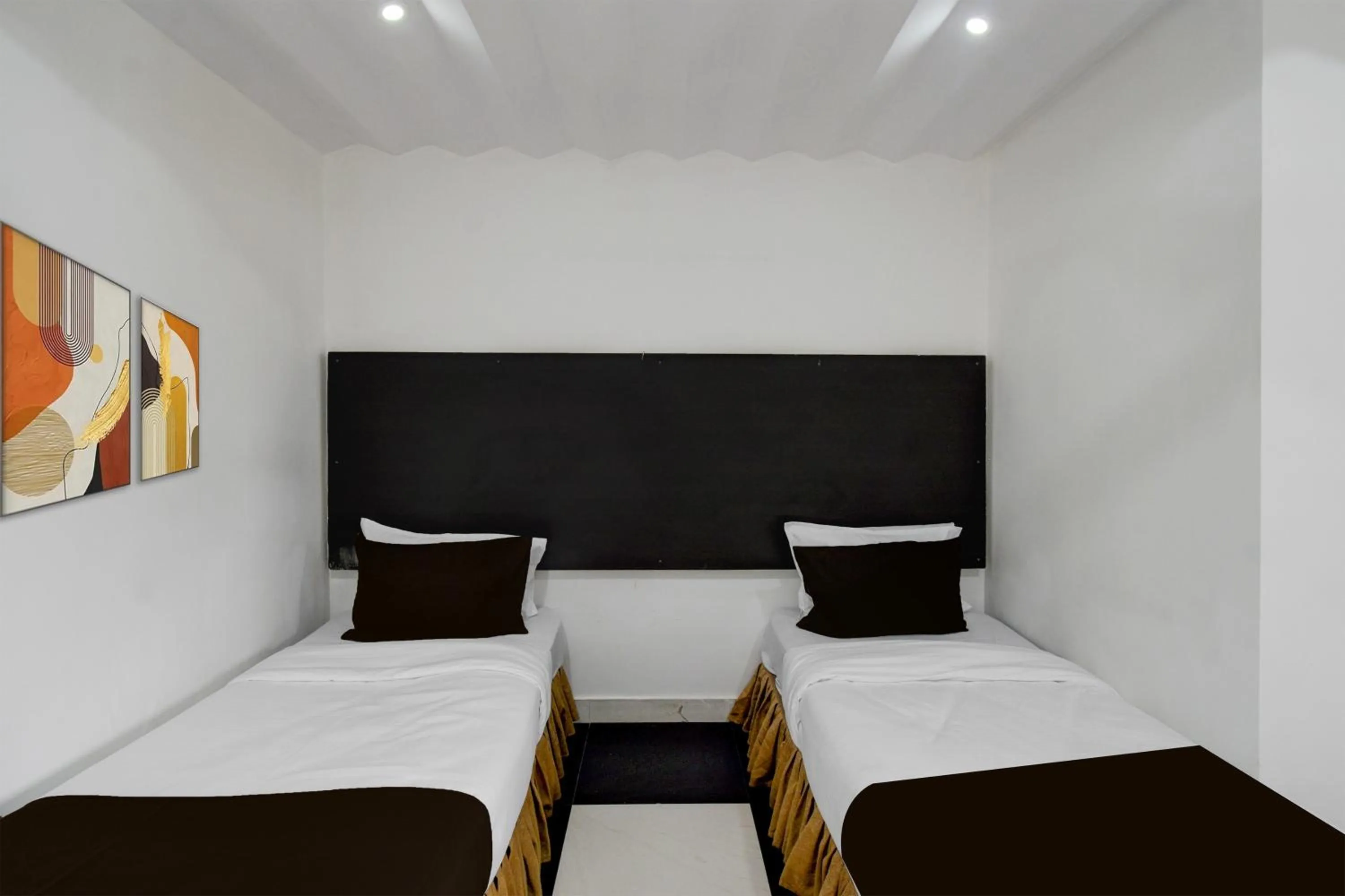 Bedroom, Bed in Hotel O Erragadda Metro Station Hyderabad Formerly Palak Residency