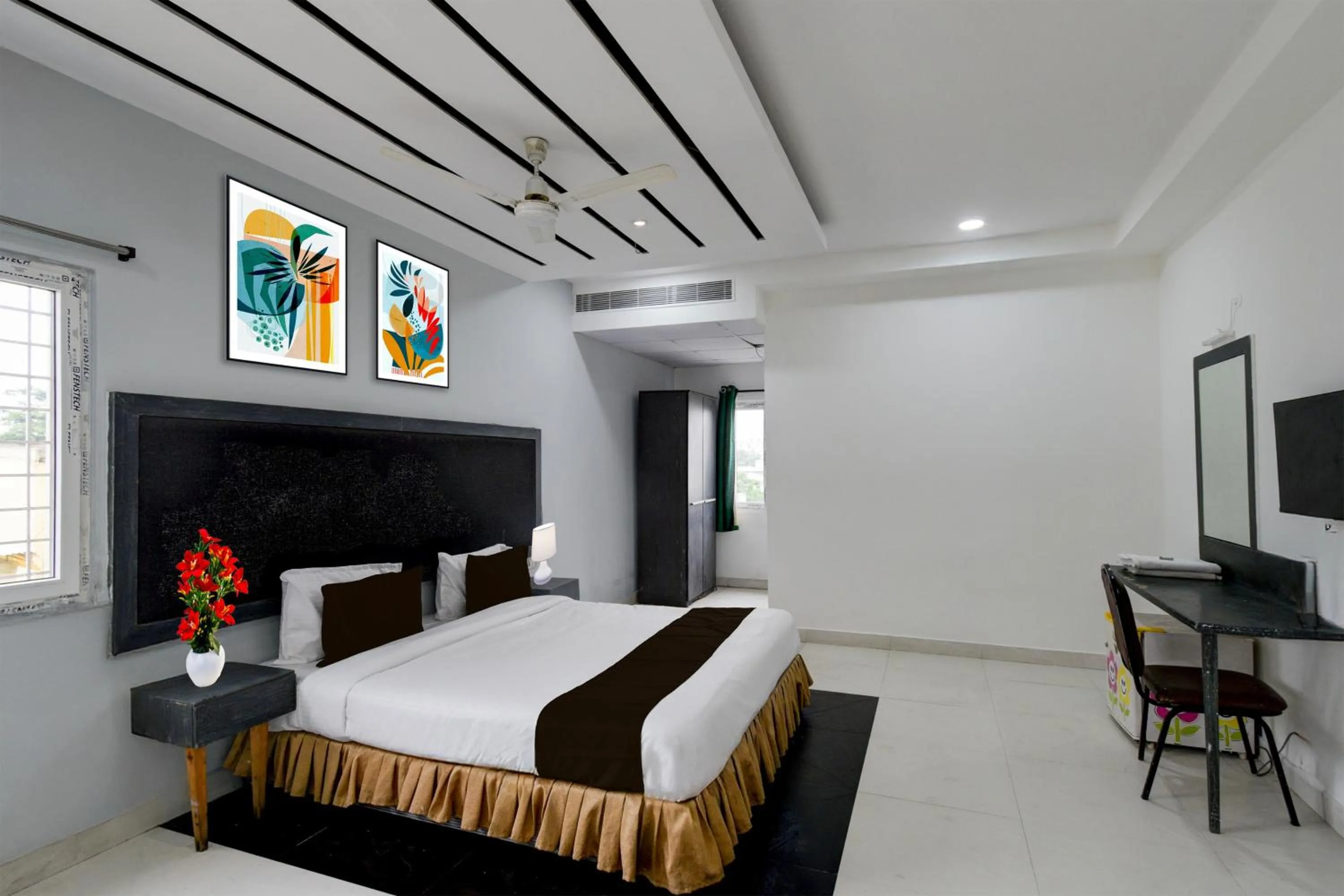 Bedroom, Bed in Hotel O Erragadda Metro Station Hyderabad Formerly Palak Residency