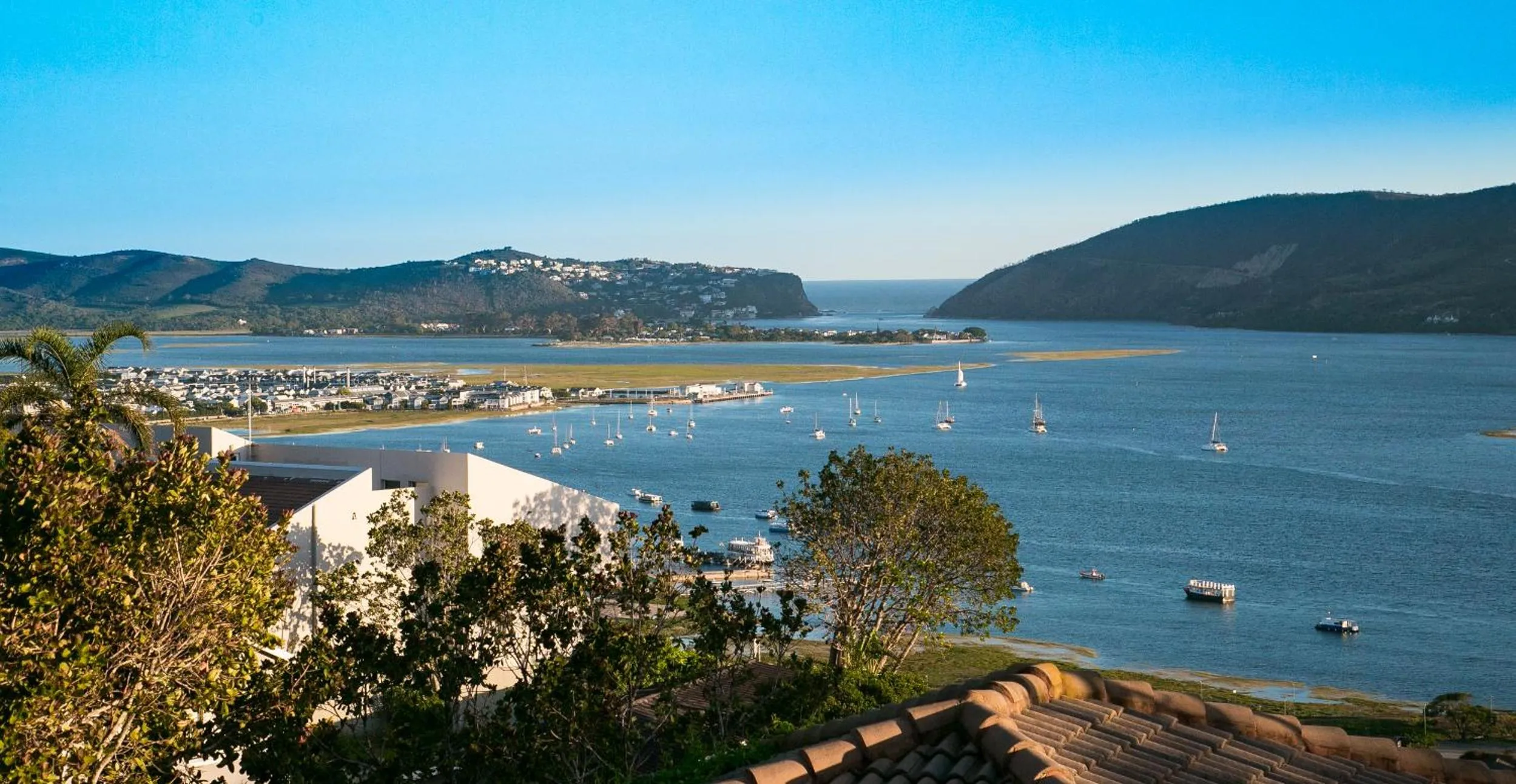 Lake view in Moncrieff Manor