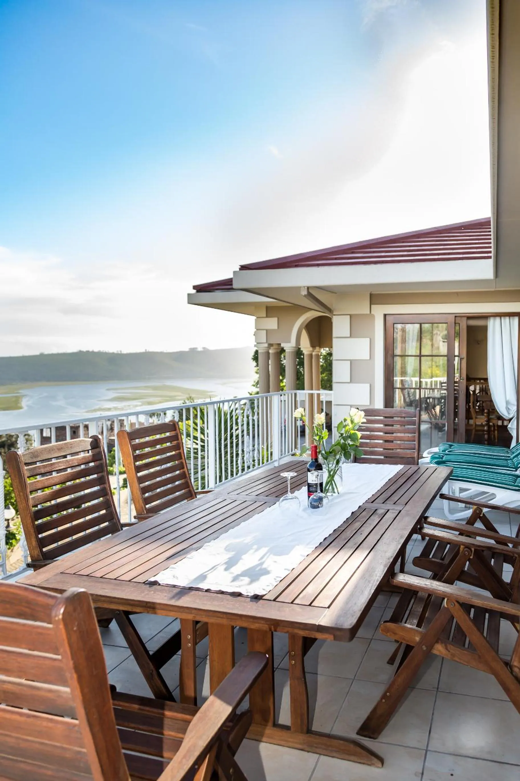 Balcony/Terrace in Moncrieff Manor