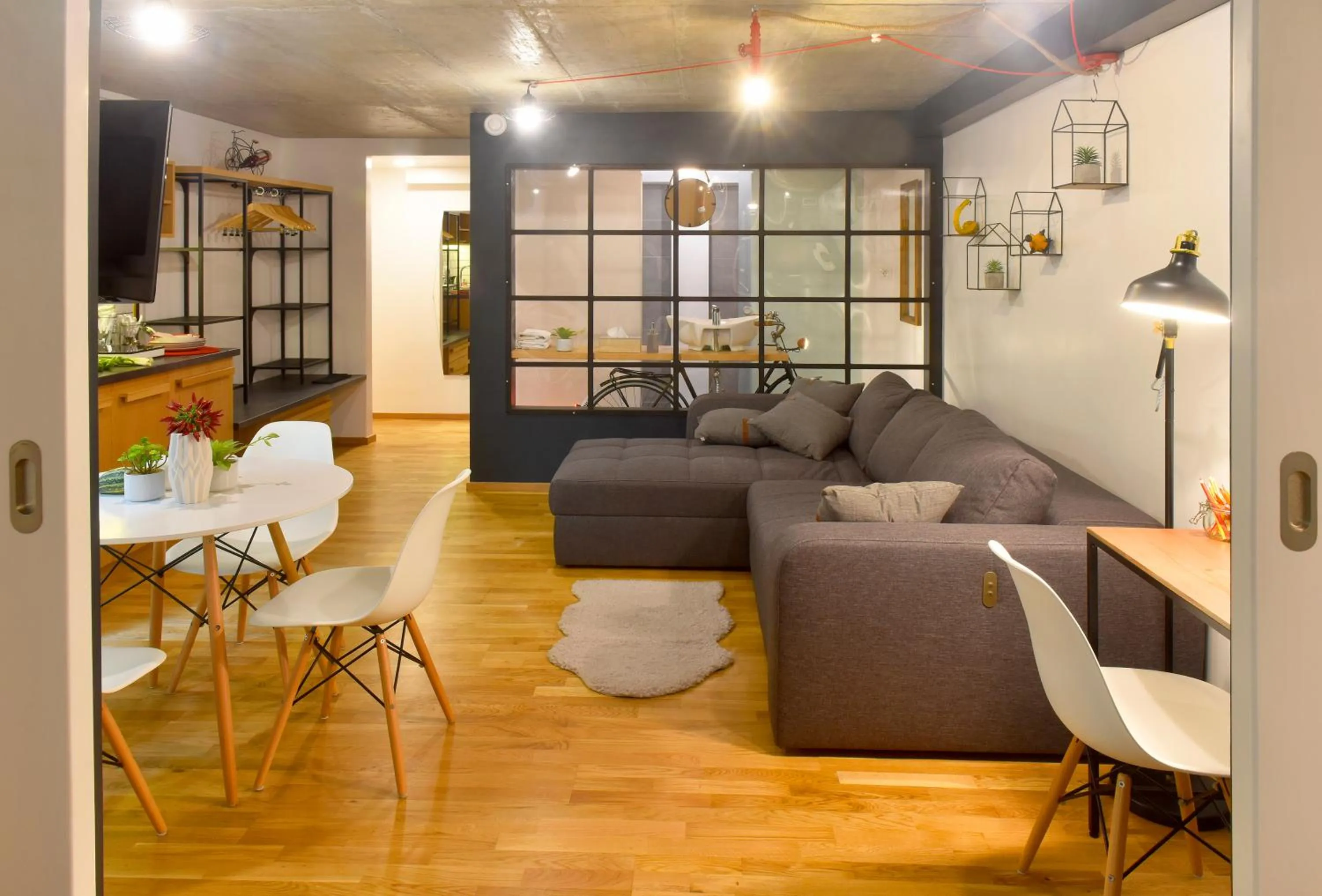 Photo of the whole room in Walk Inn Váci 78