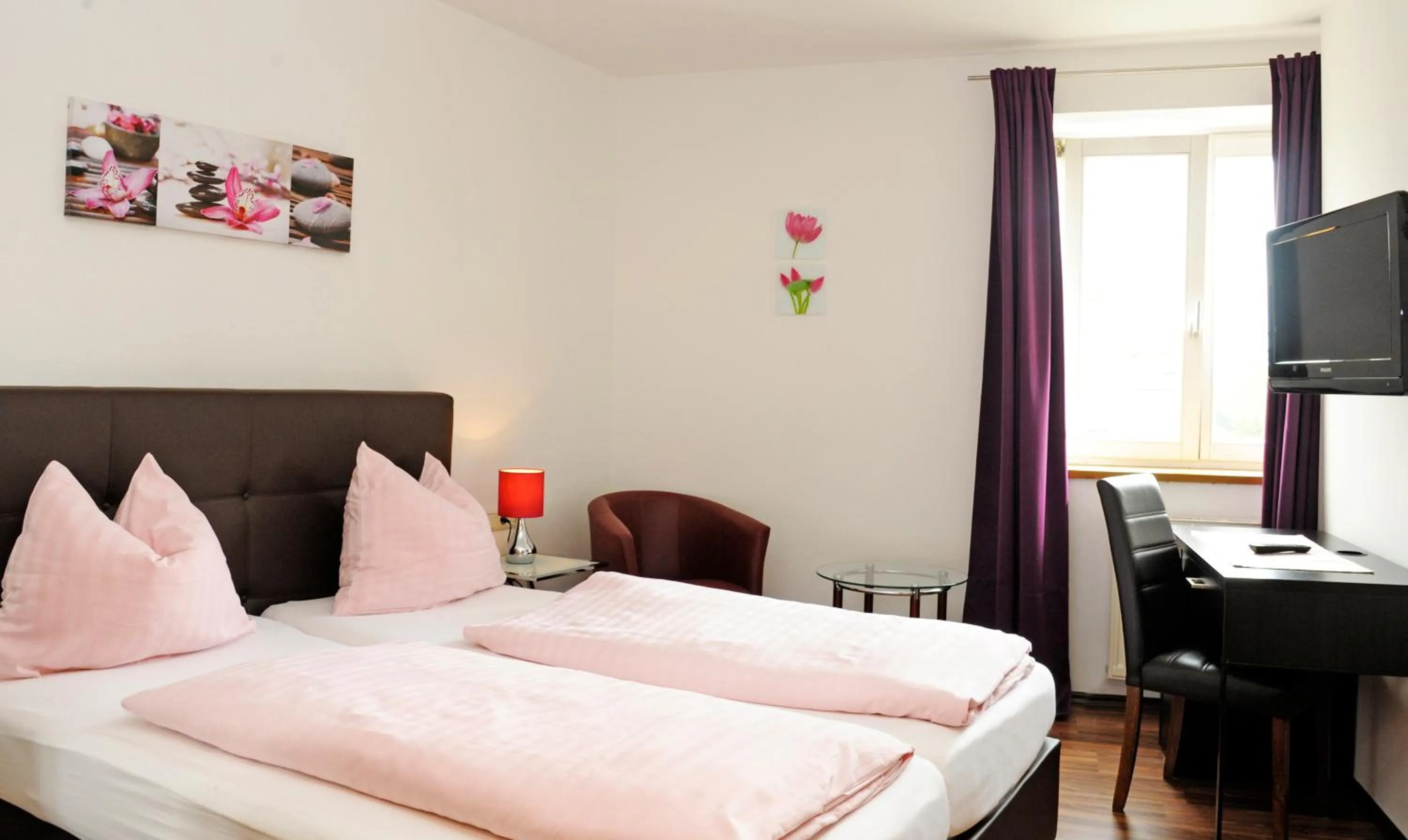 Bed in Hotel Hafnerwirt