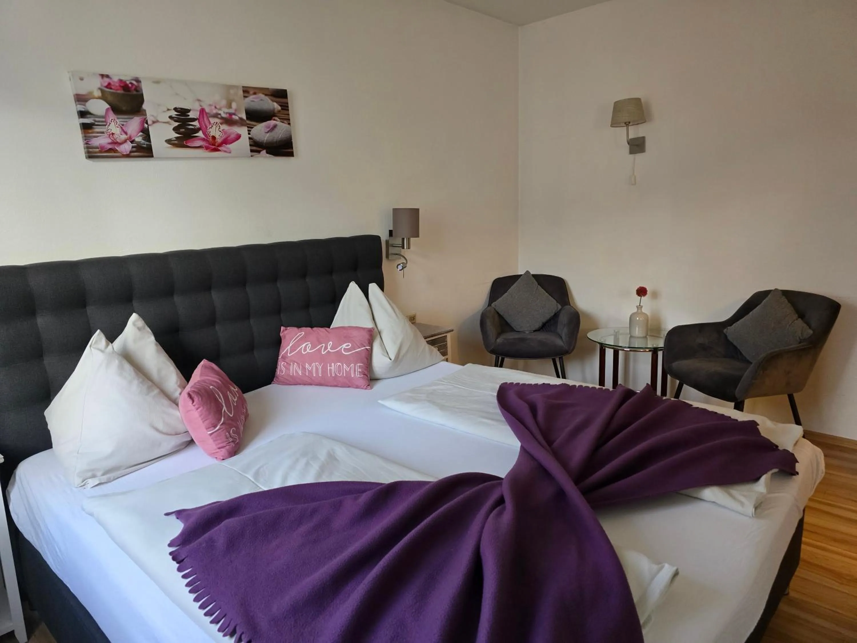 Bed in Hotel Hafnerwirt