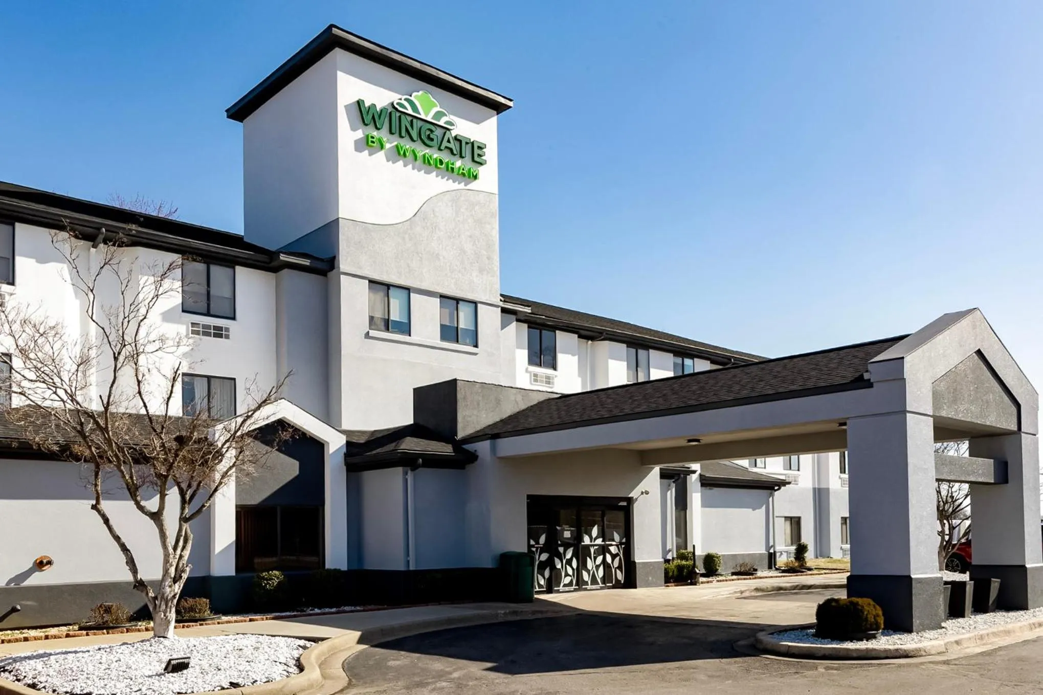 Property building in Wingate by Wyndham Owensboro