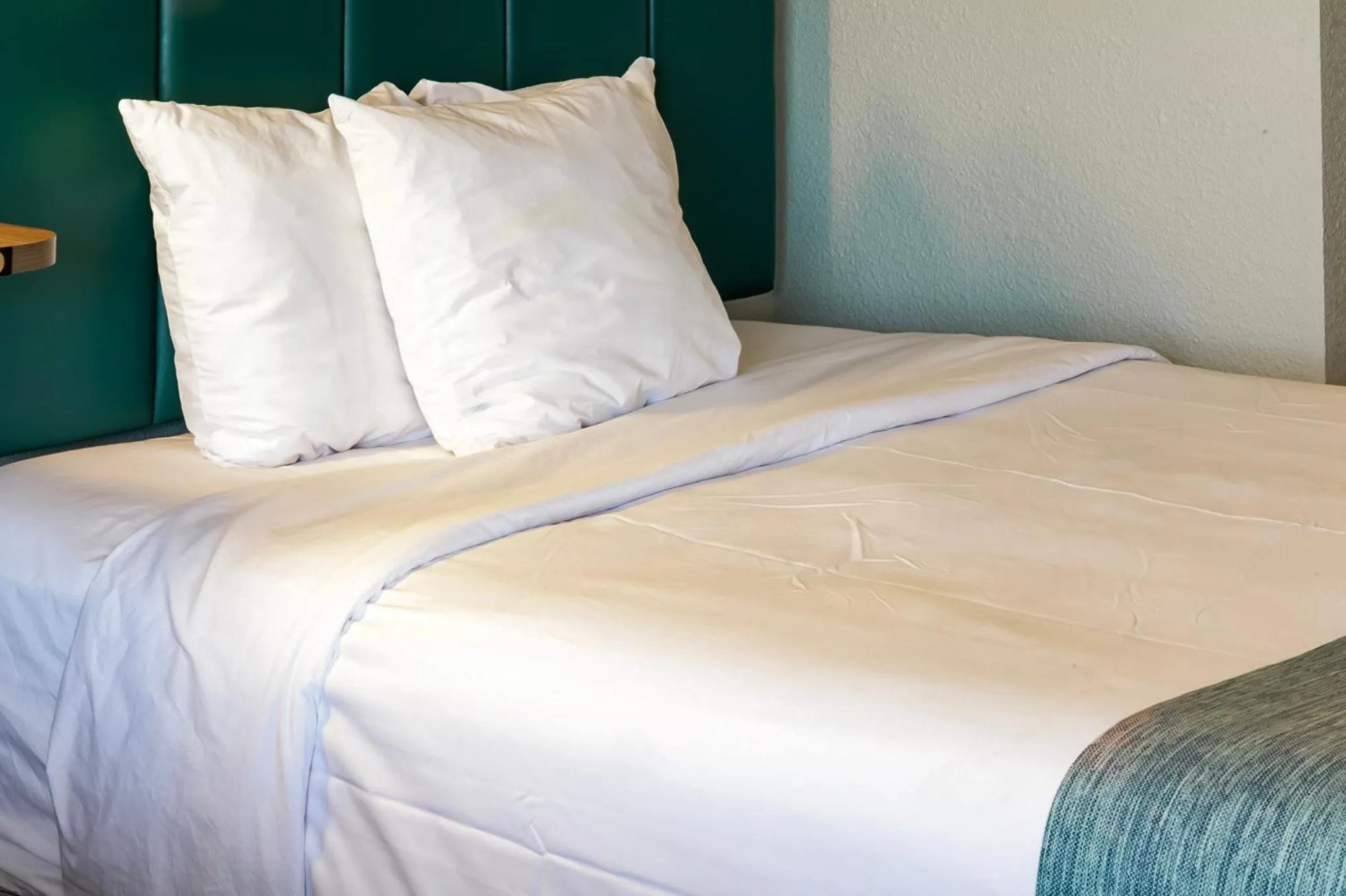 Bedroom in Wingate by Wyndham Owensboro