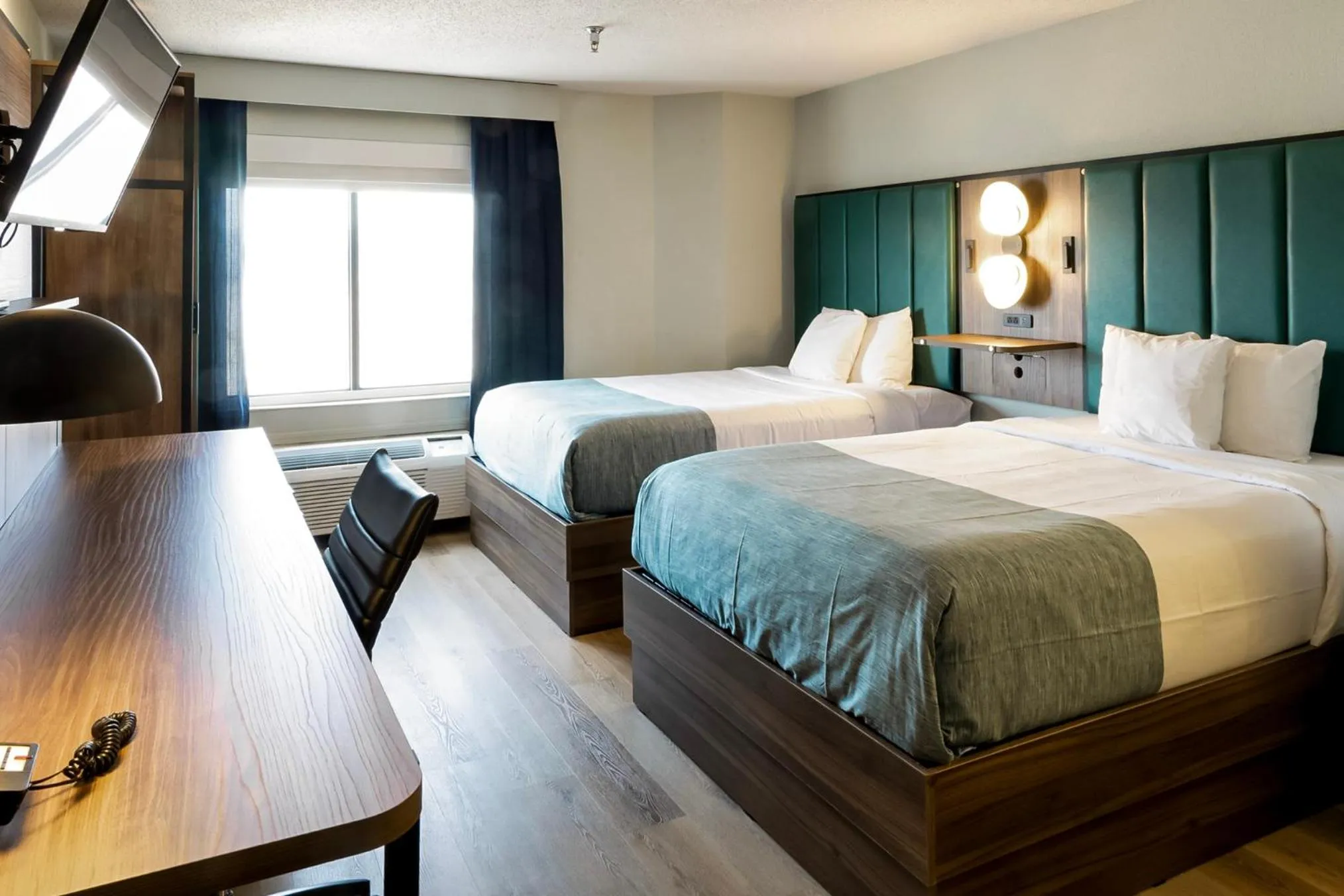 Bedroom in Wingate by Wyndham Owensboro