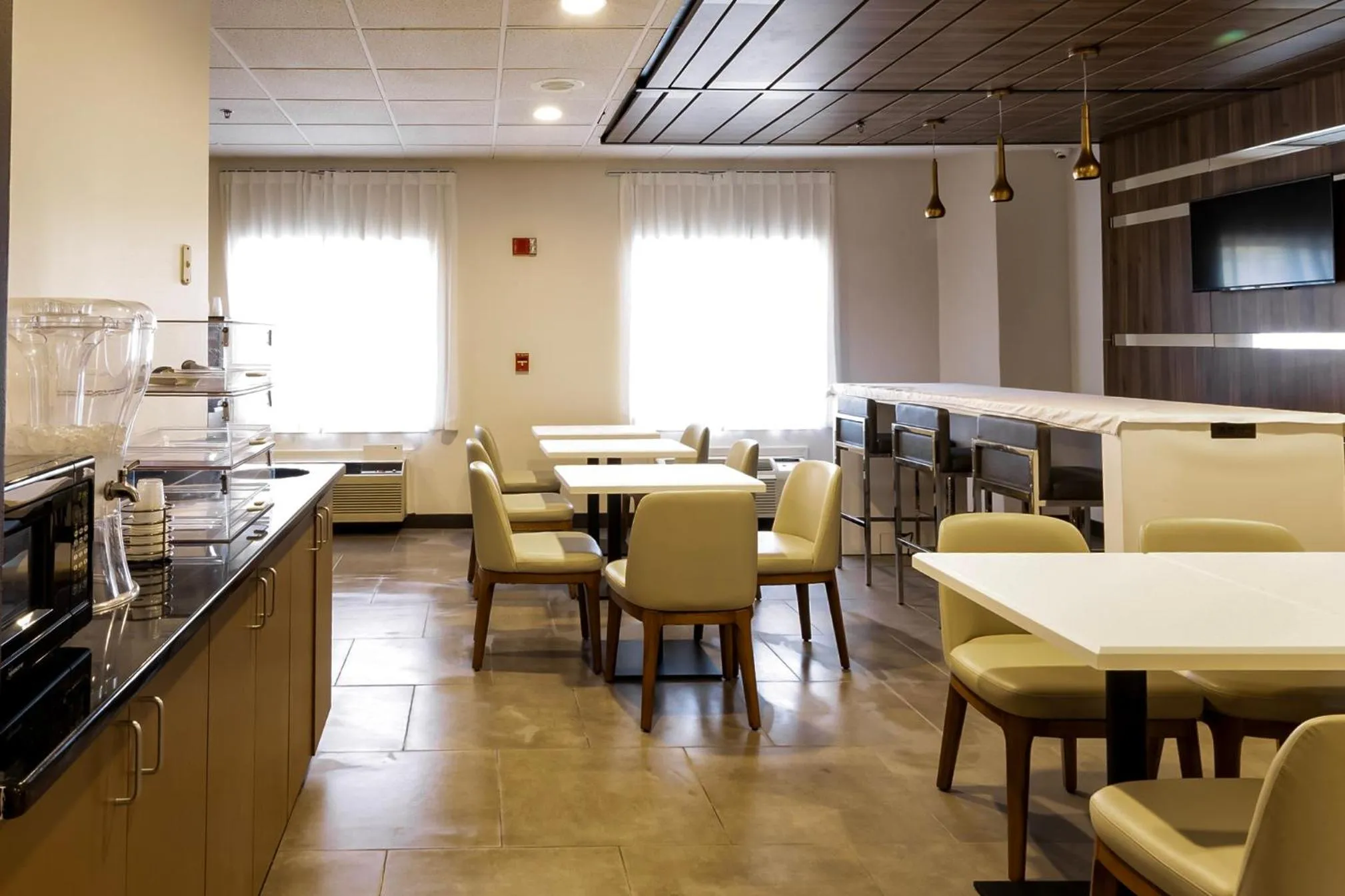 Breakfast in Wingate by Wyndham Owensboro