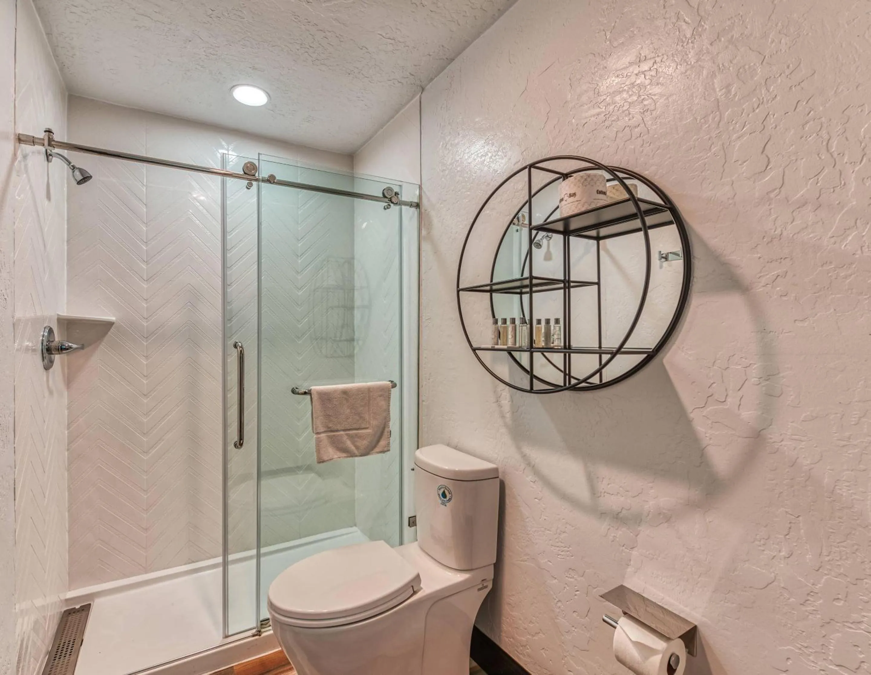 Bedroom in Casa Via Mar Inn, an Ascend Collection Hotel