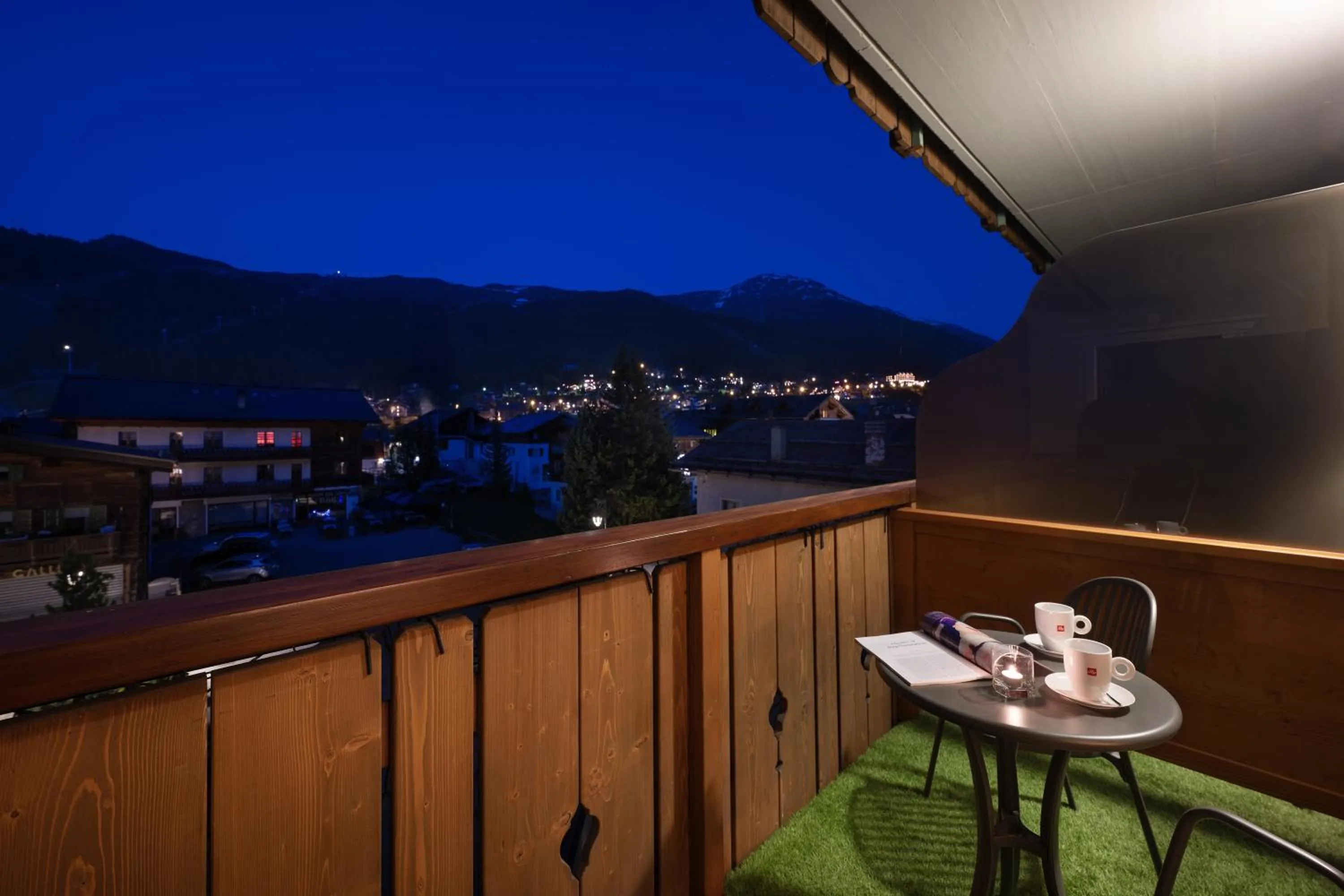 Mountain view in Hotel Cervo