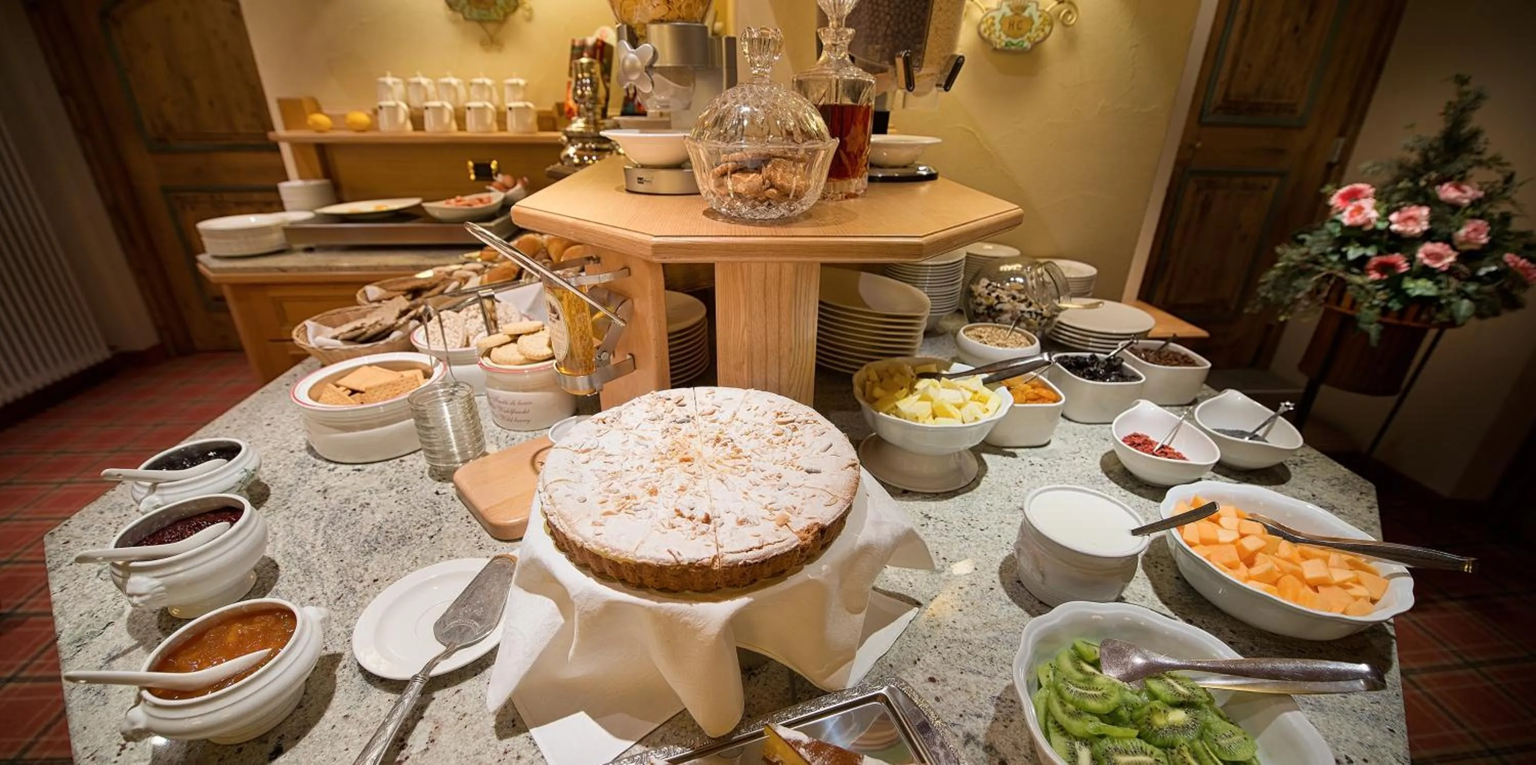 Buffet breakfast in Hotel Cervo