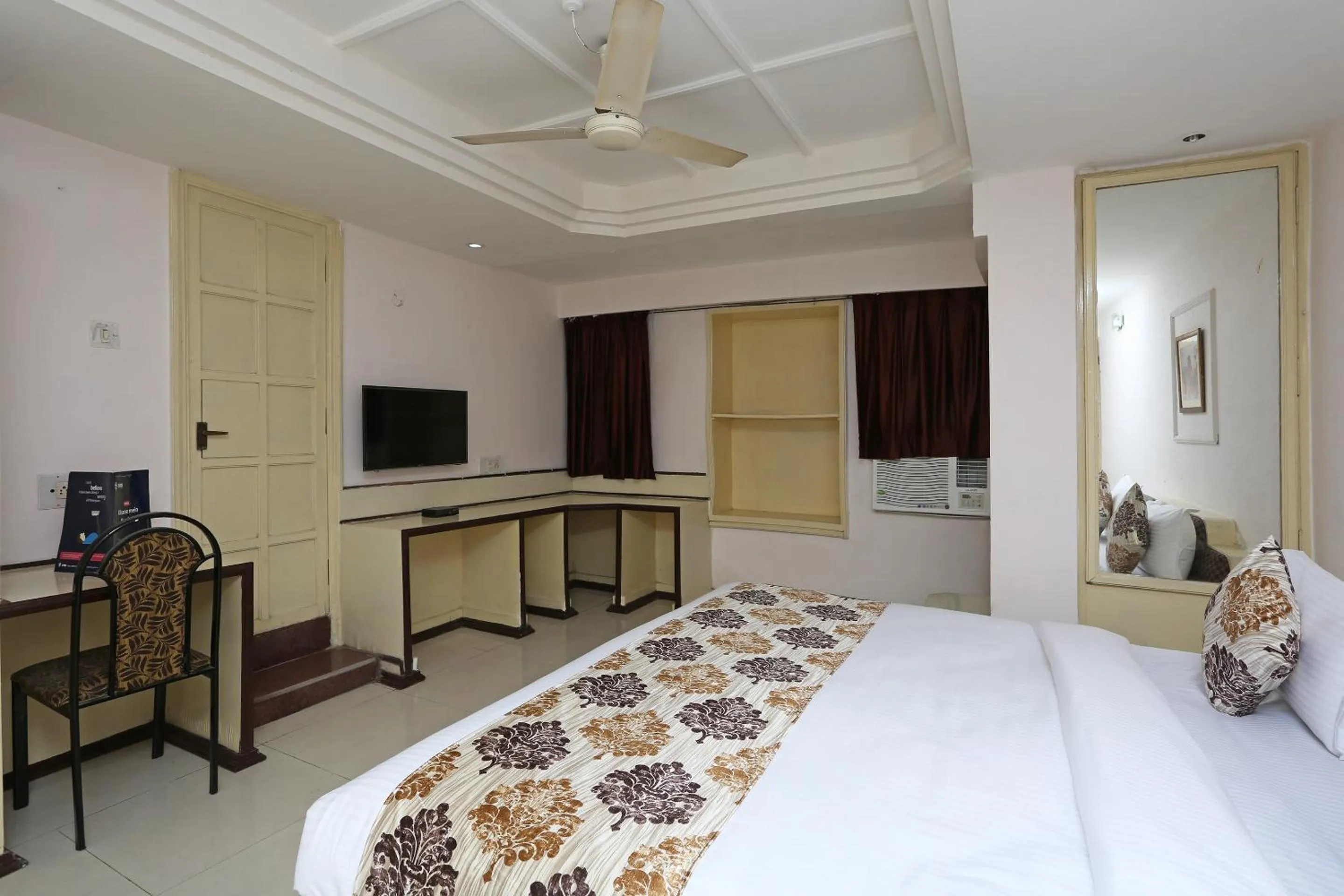 Bedroom, Bed in Hotel O Midtown