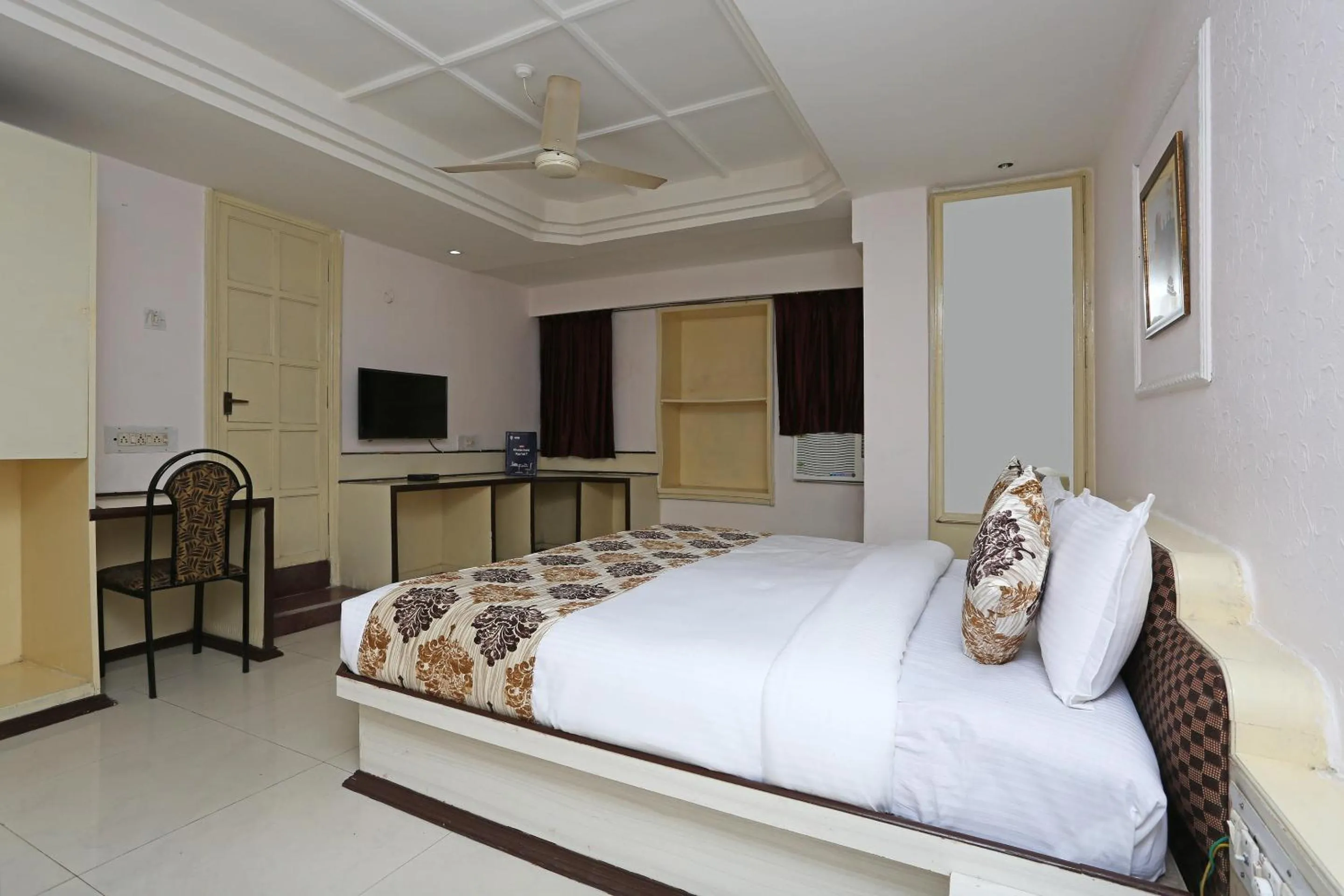 Bedroom, Bed in Hotel O Midtown