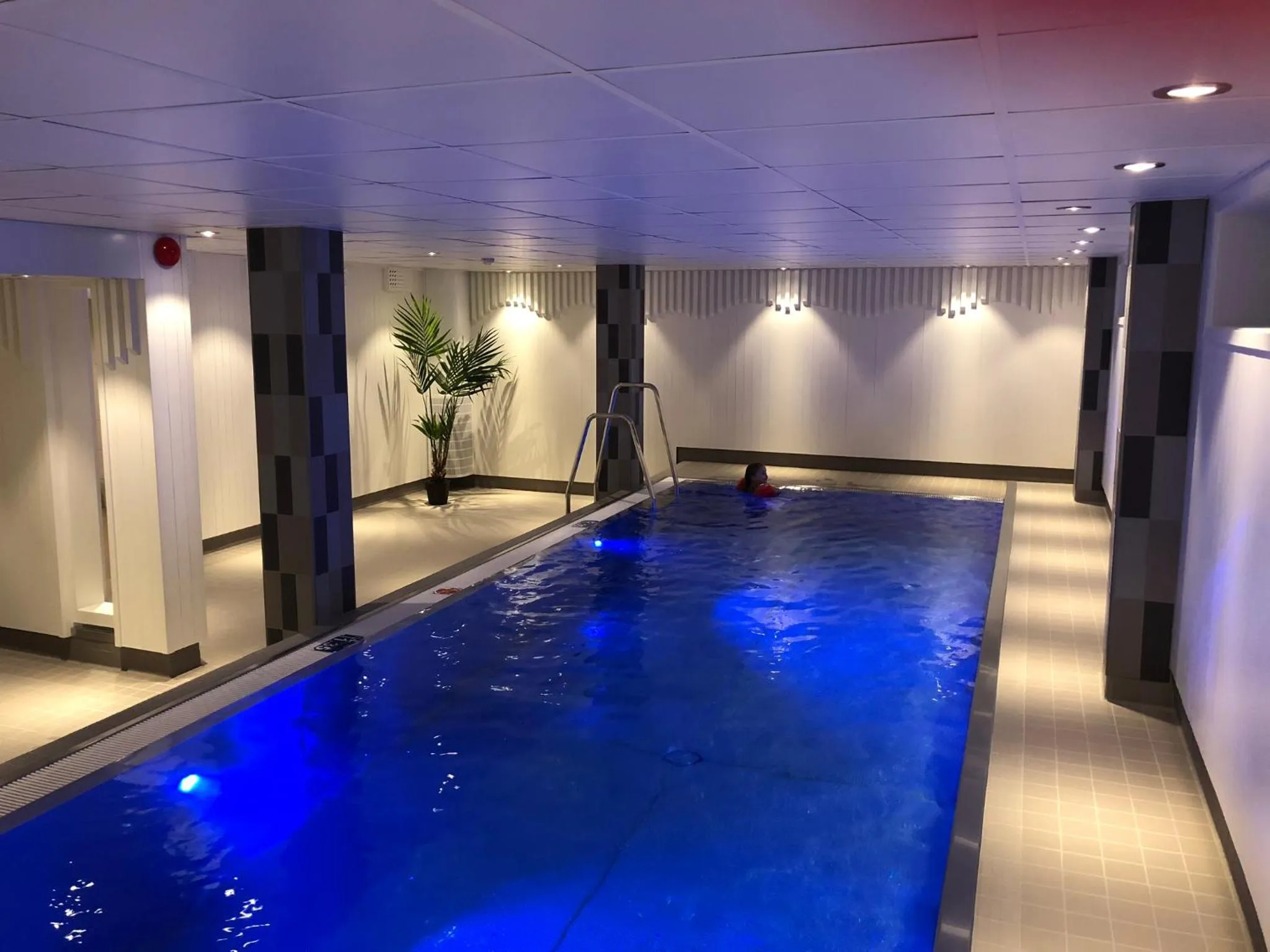 Swimming pool in Park Alandia Hotel