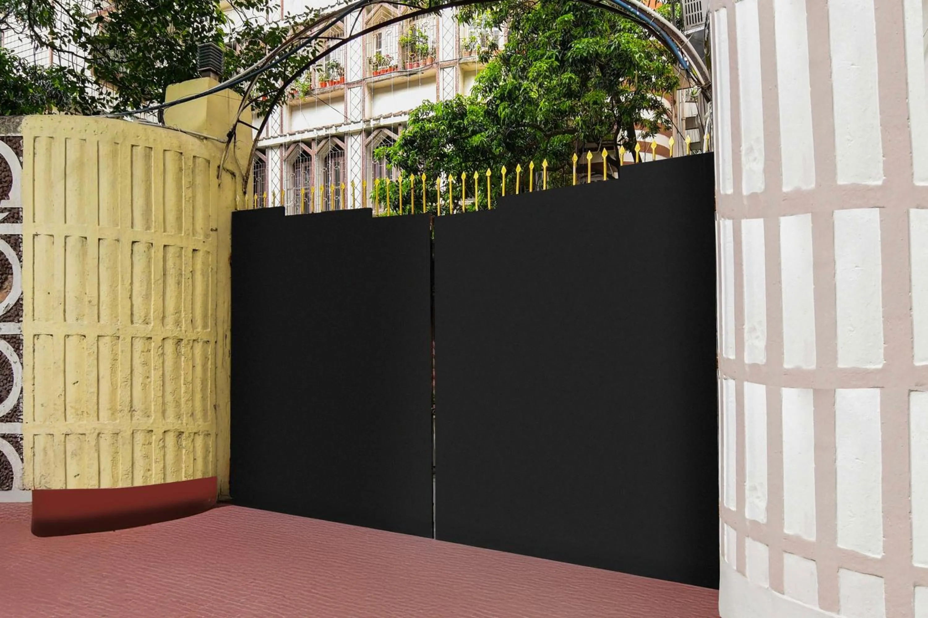 Facade/entrance in Super Hotel O Sarat Bose Road formerly Shree Guest House