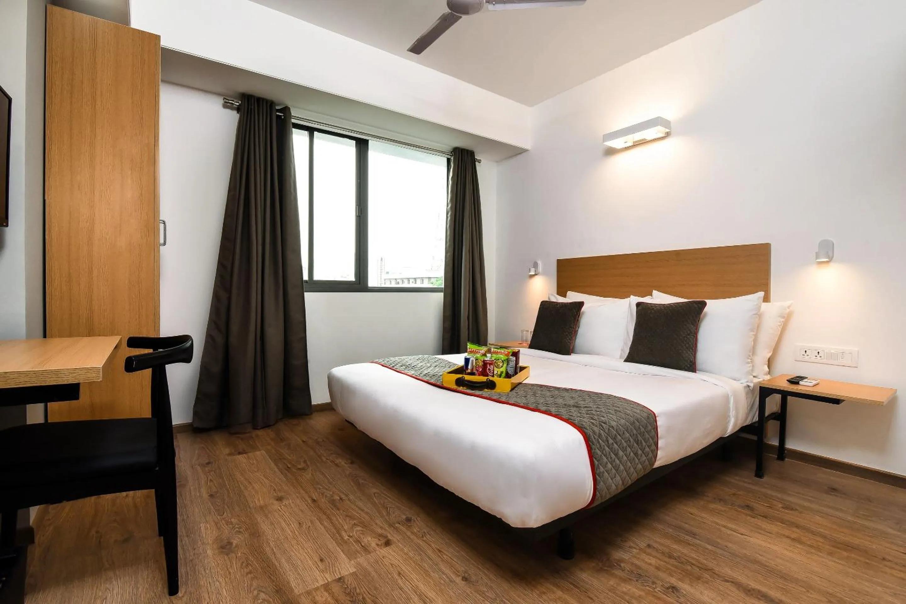 Bedroom, Bed in Townhouse C Scheme Ahinsa Circle