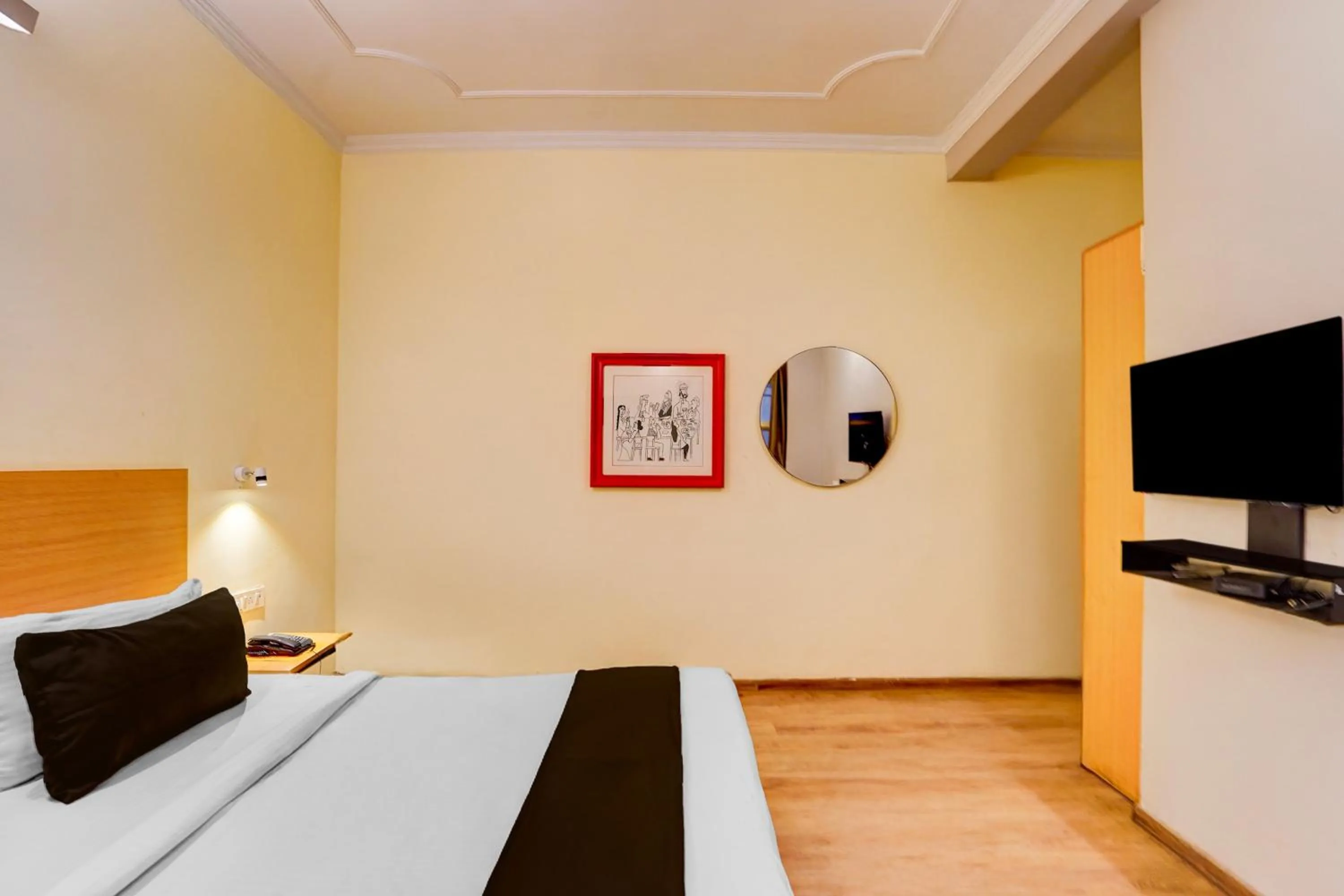 Bedroom, Bed in Townhouse Singapore Mall