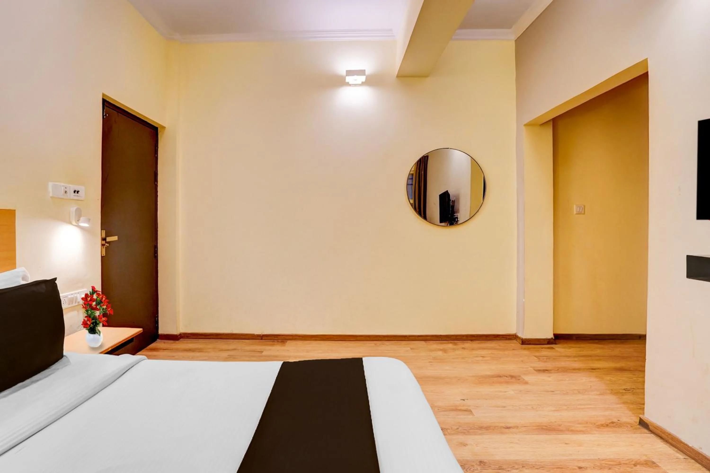 Bedroom, Bed in Townhouse Singapore Mall