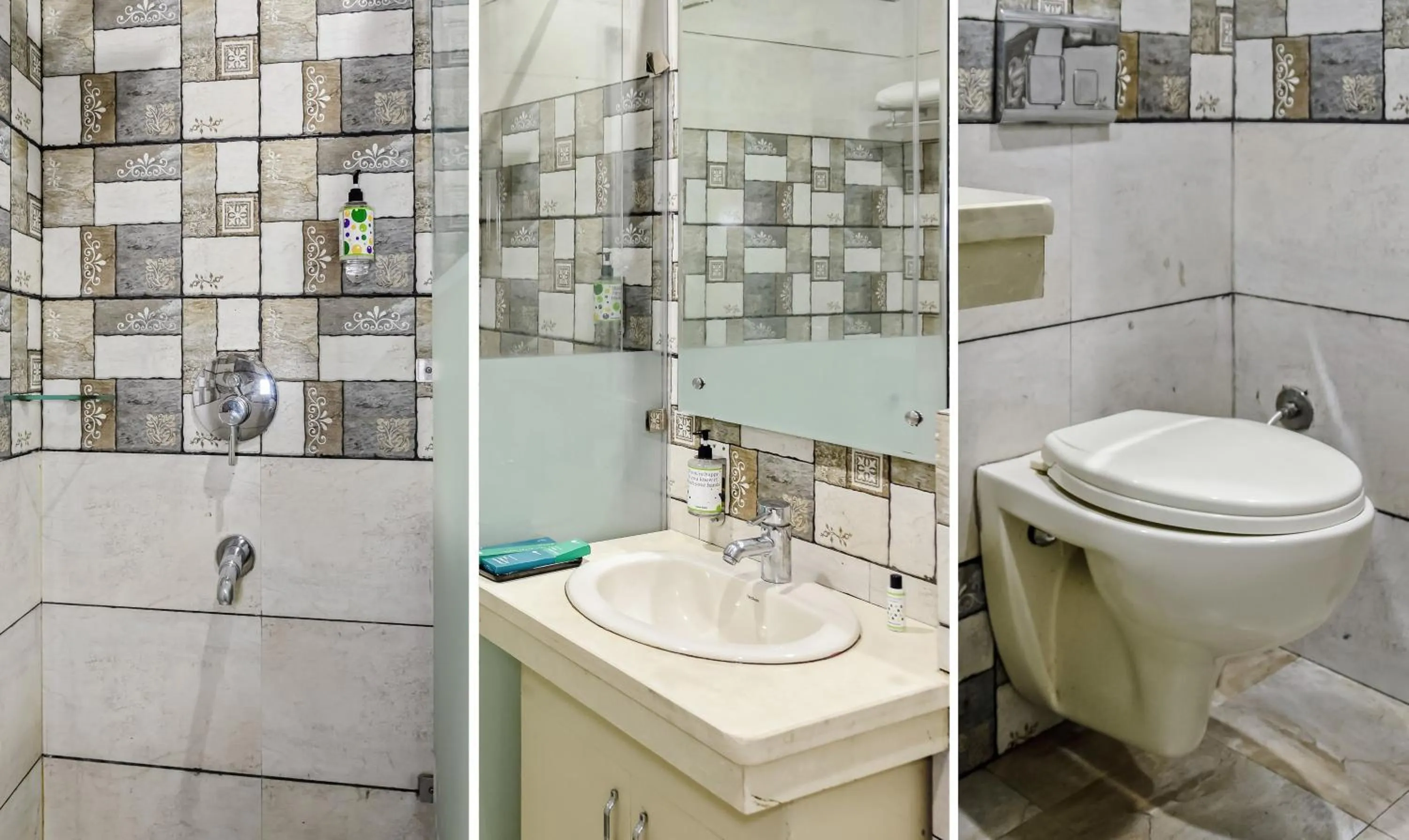 Bathroom in Treebo Red Petal Jalandhar