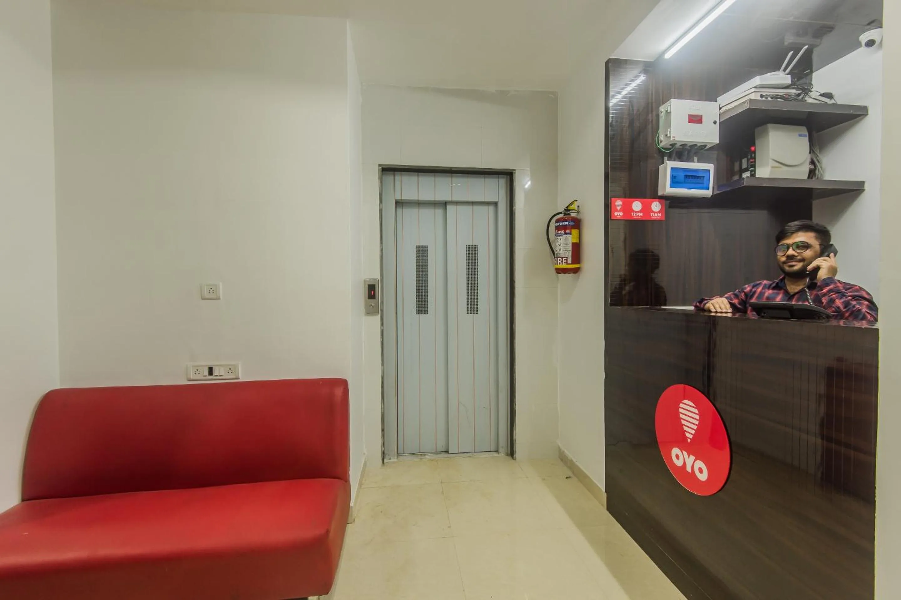 Super Hotel O Palace Inn Near Don Bosco (Borivali) Metro Station