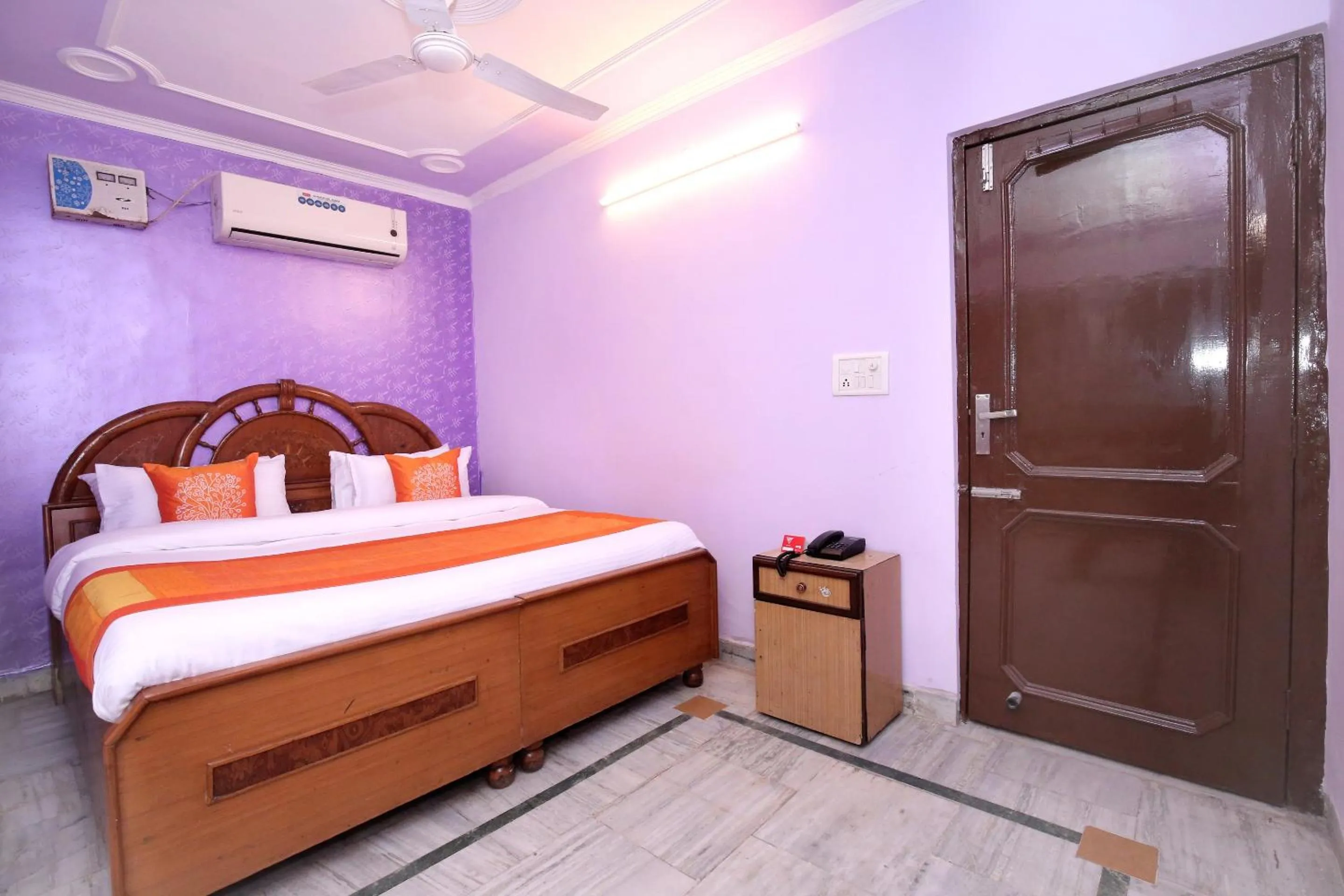 Bedroom, Bed in Hotel O Rajesh Palace