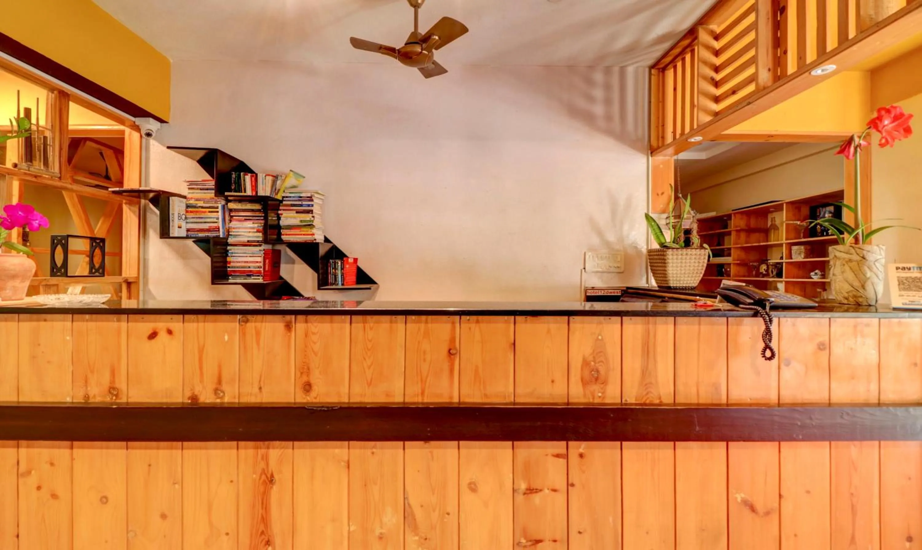 Lobby or reception in Treebo 12 Degrees West, Domlur