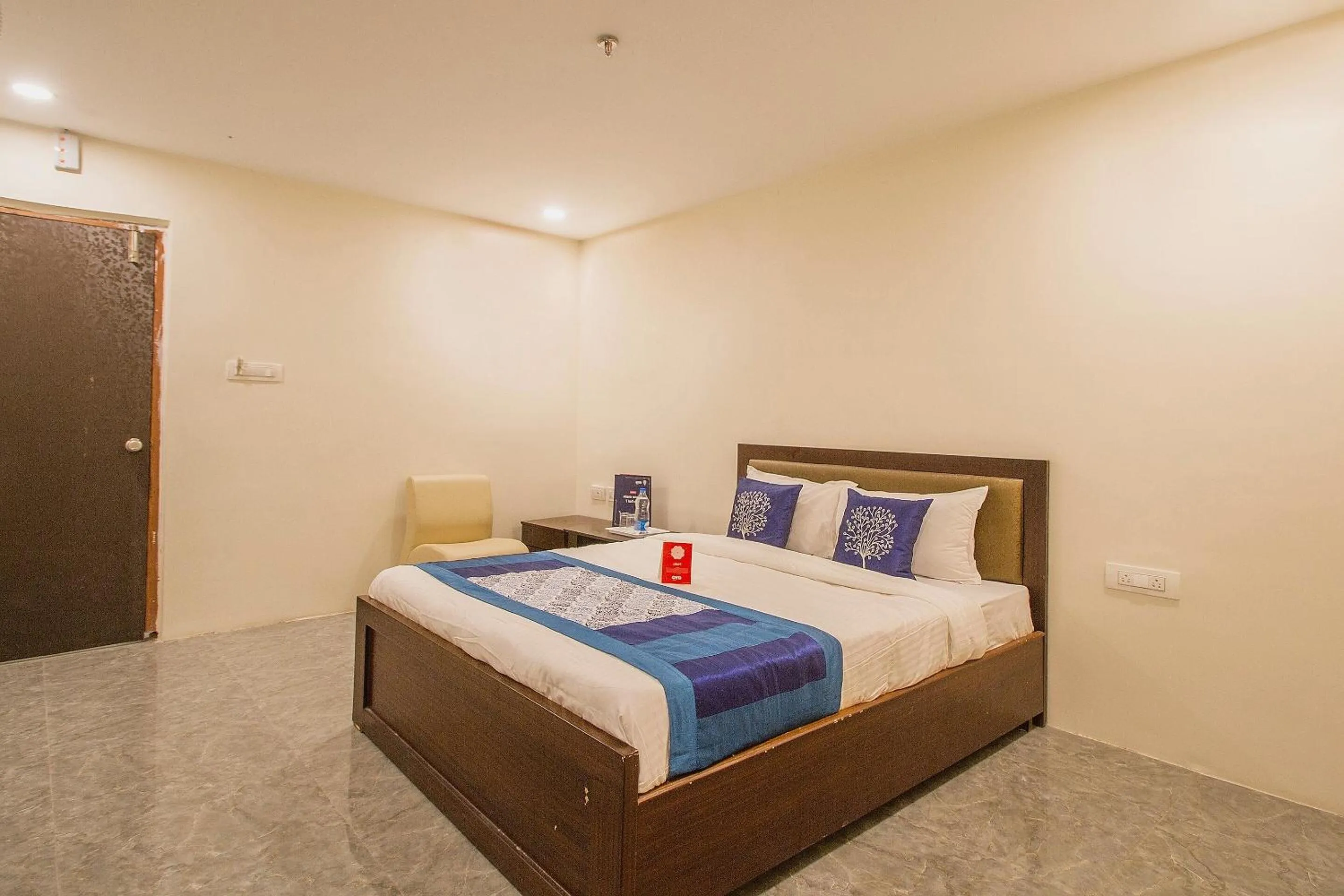 Bedroom, Bed in Capital O Wild Wings Hotel Near Omni Hospital Lane Nagole main road