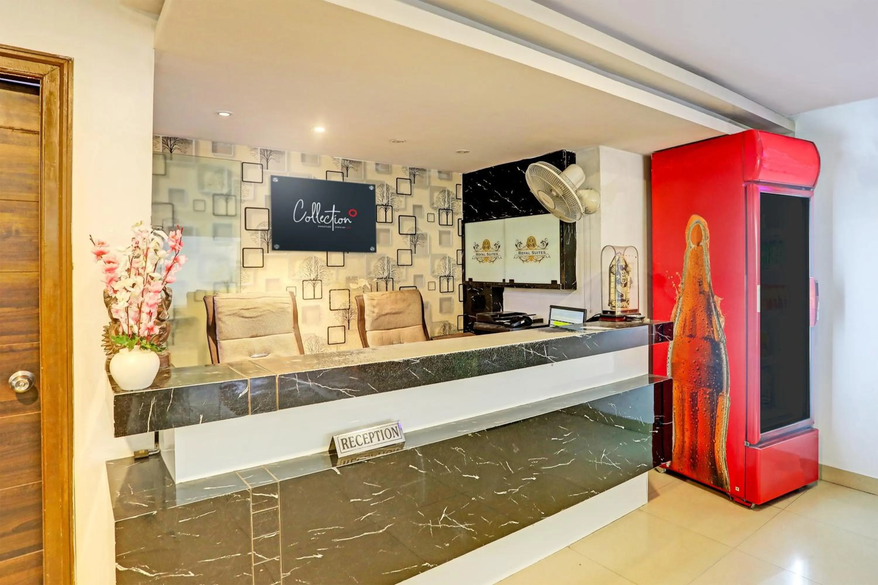 Lobby or reception in Super Collection O SSR Royal Suites