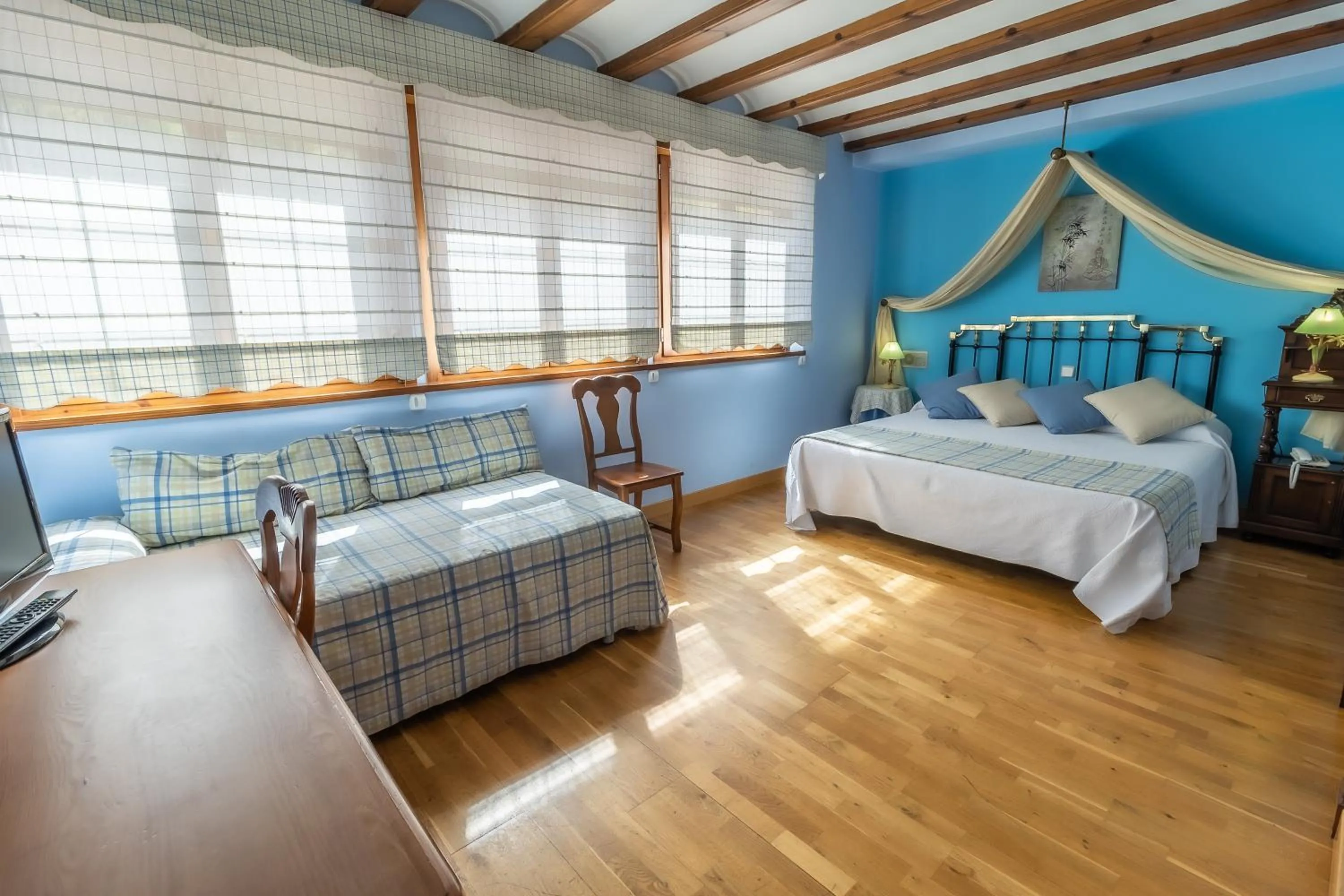 Family, Bed in Hotel Puerta Sepúlveda