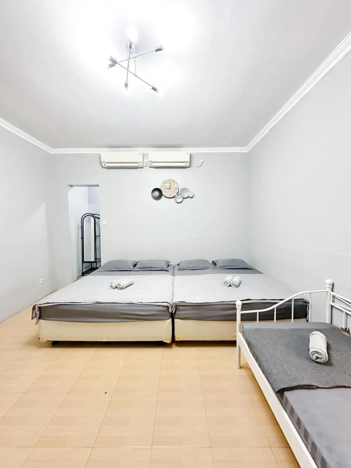 Bedroom, Bed in Otu Hostel By Ostic
