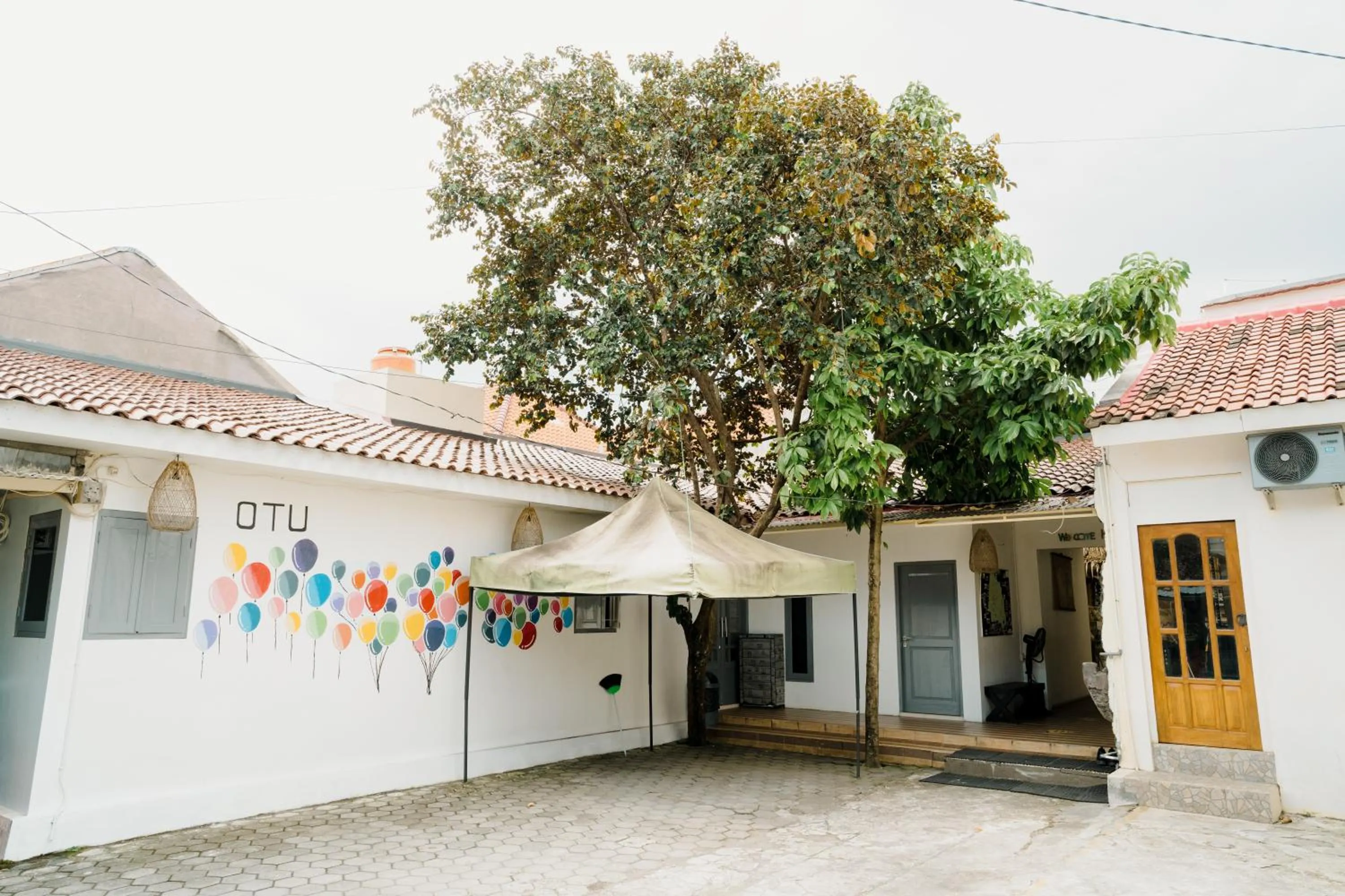 Property building in Otu Hostel By Ostic