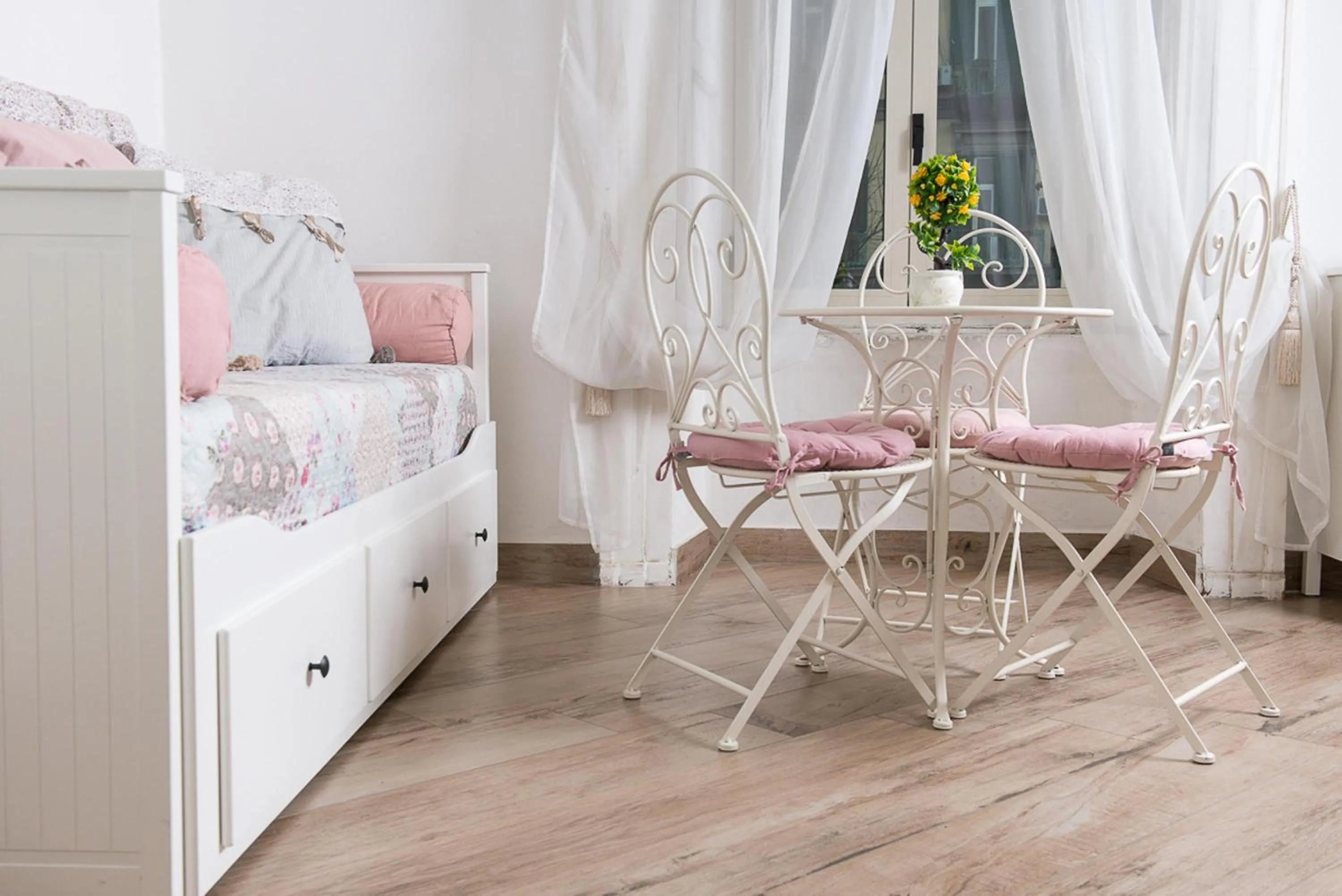 Lunch, Bed in Maison la Mitra - Dimore Partenopee