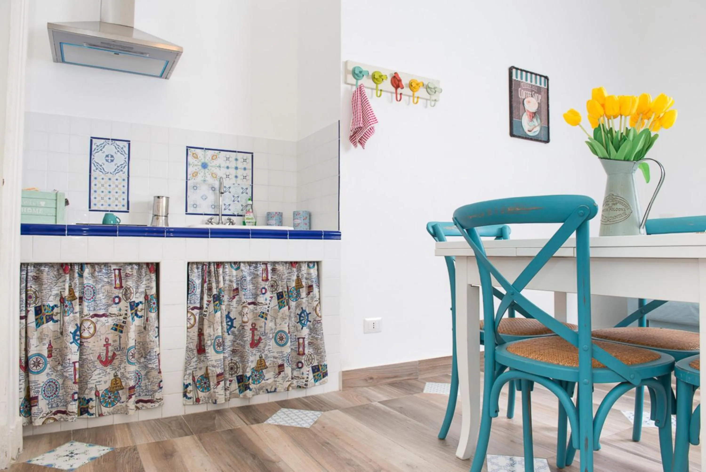 Kitchen or kitchenette in Maison la Mitra - Dimore Partenopee
