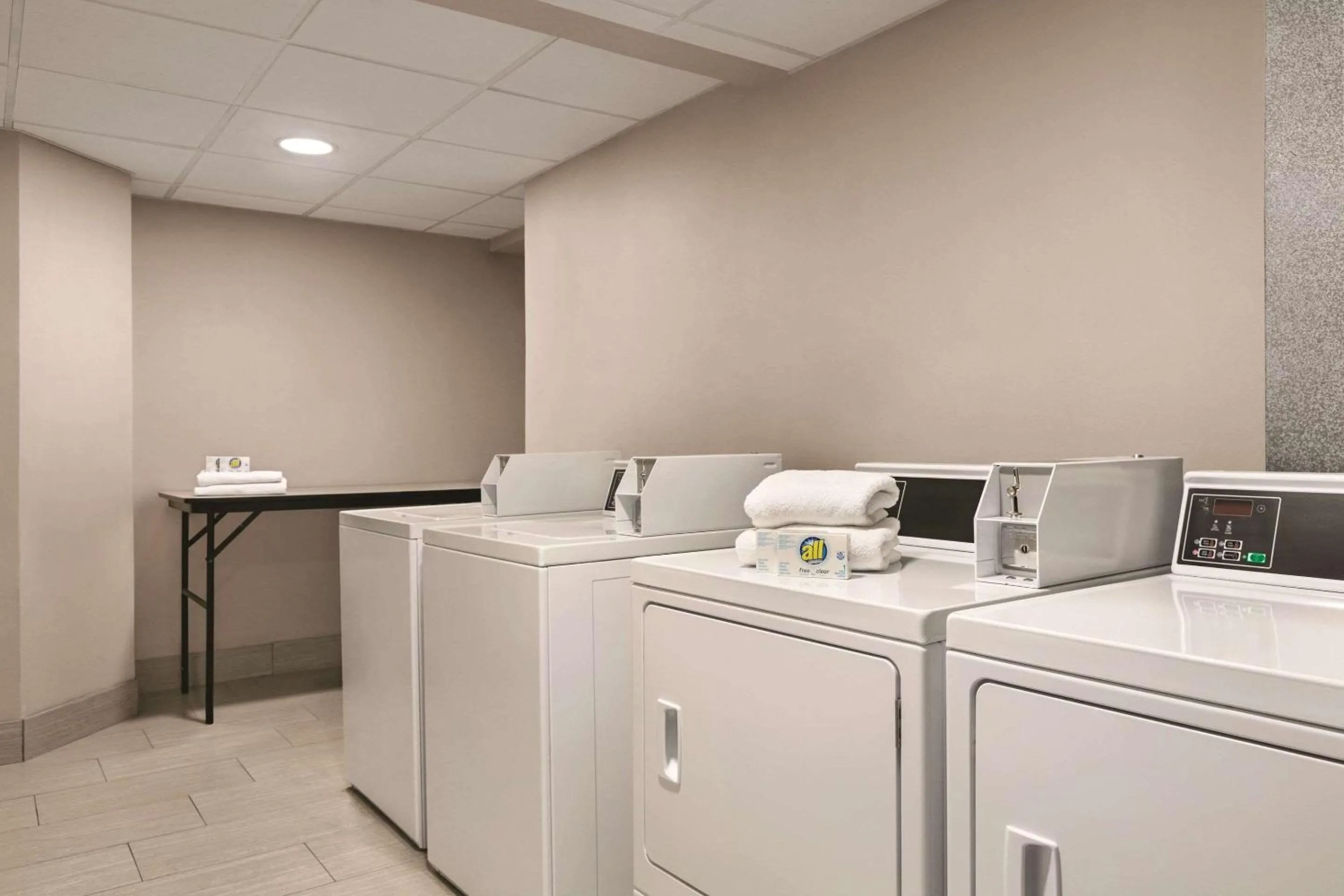 Other in Country Inn & Suites by Radisson, Williamsburg East Busch Gardens , VA