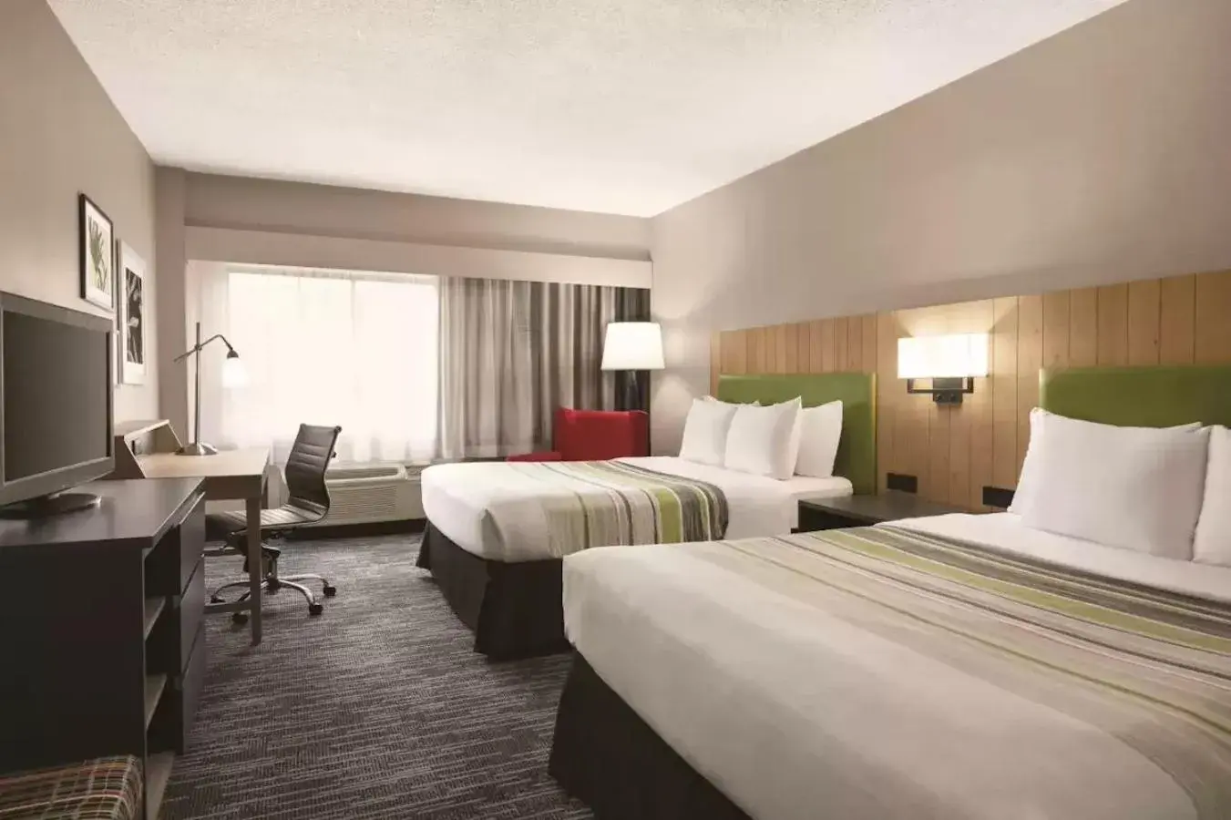 One-Bedroom Queen Suite with Sofa Bed in Country Inn & Suites by Radisson, Williamsburg East Busch Gardens , VA One-Bedroom Queen Suite with Sofa Bed in Country Inn & Suites by Radisson, Williamsburg East Busch Gardens , VA