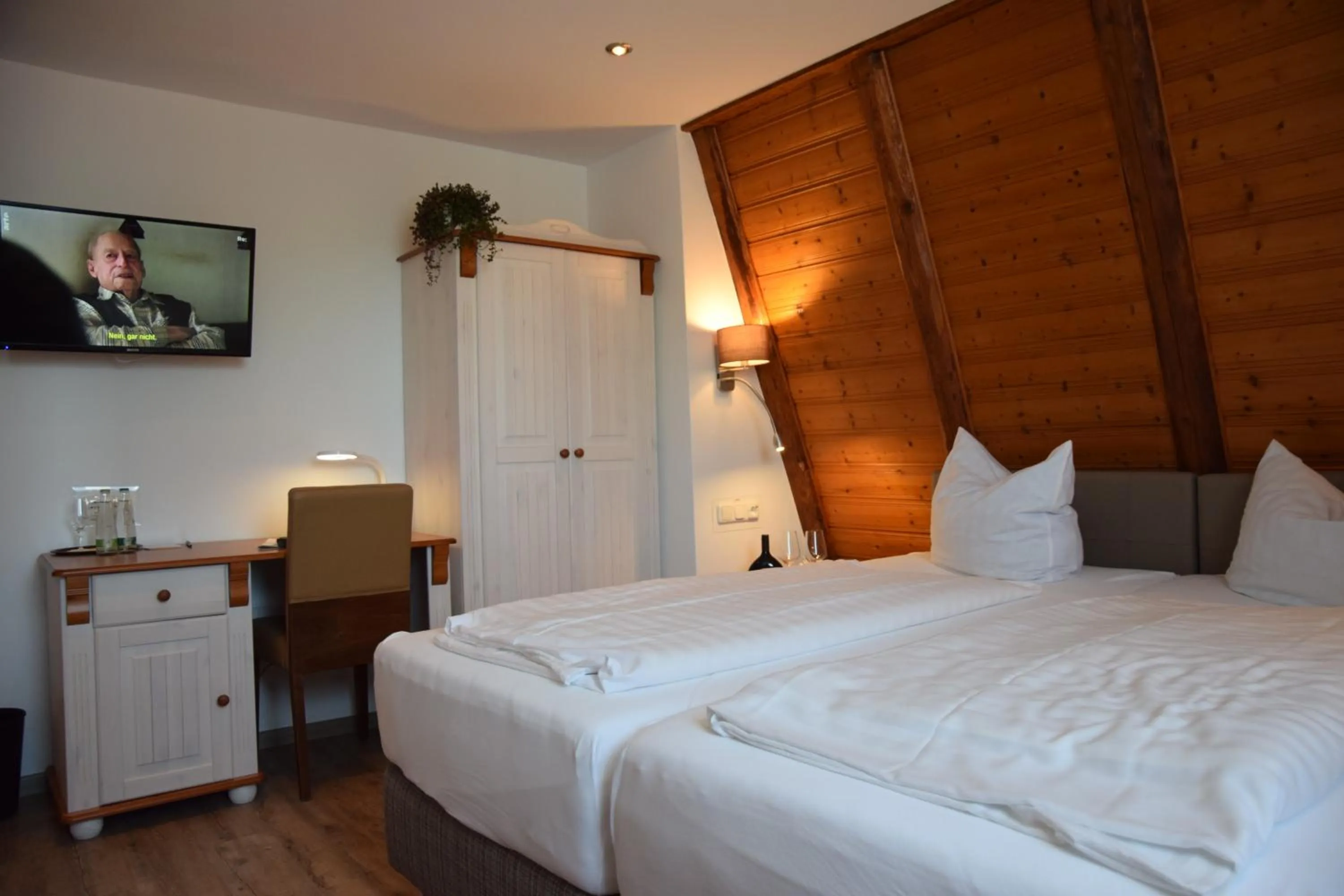 Bed in Landhotel Steigerwaldhaus