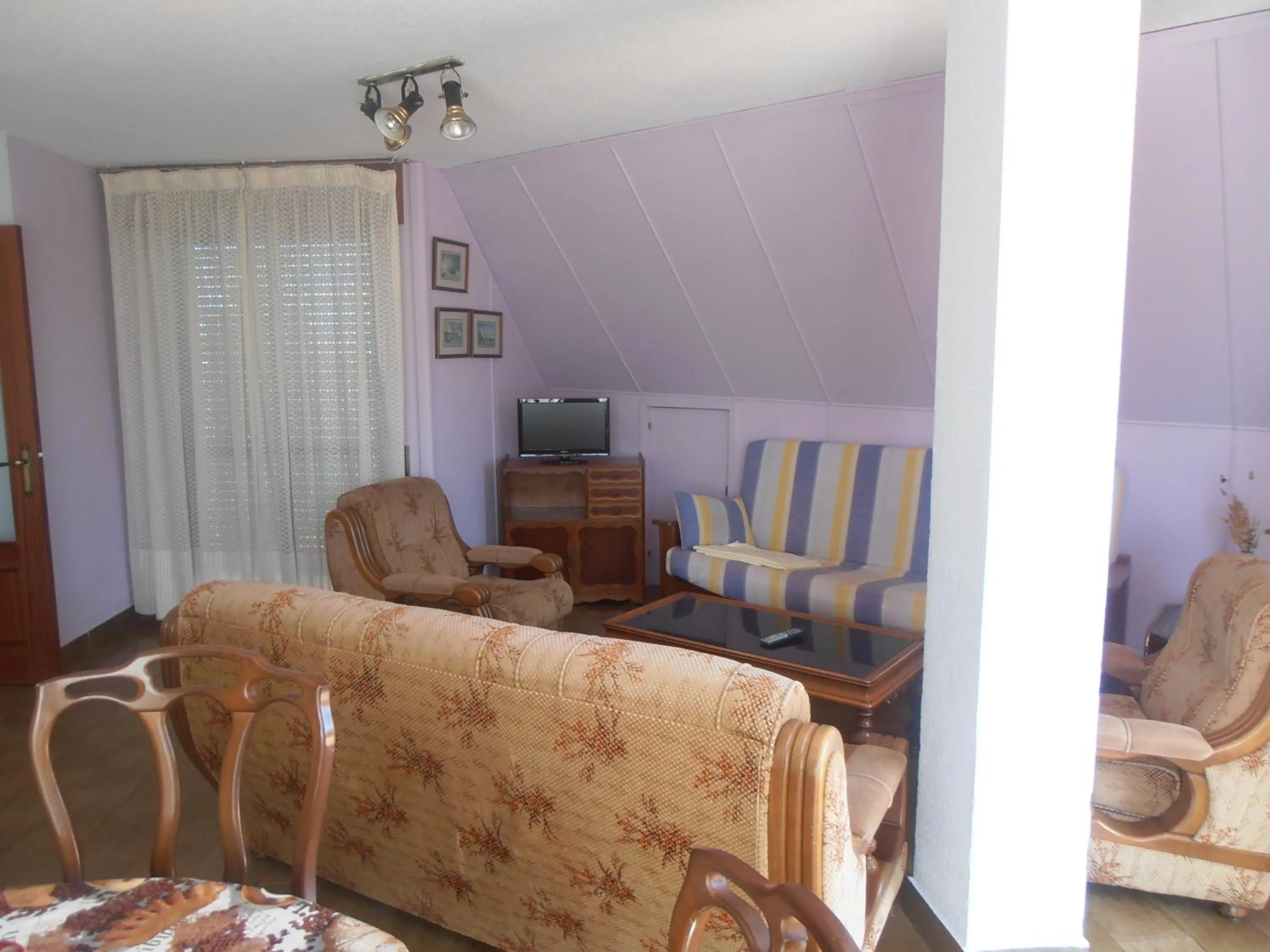 TV and multimedia in Hotel Alfar