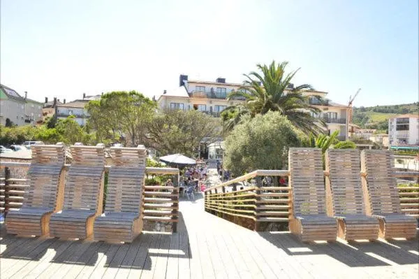 Facade/entrance in Hotel Alfar