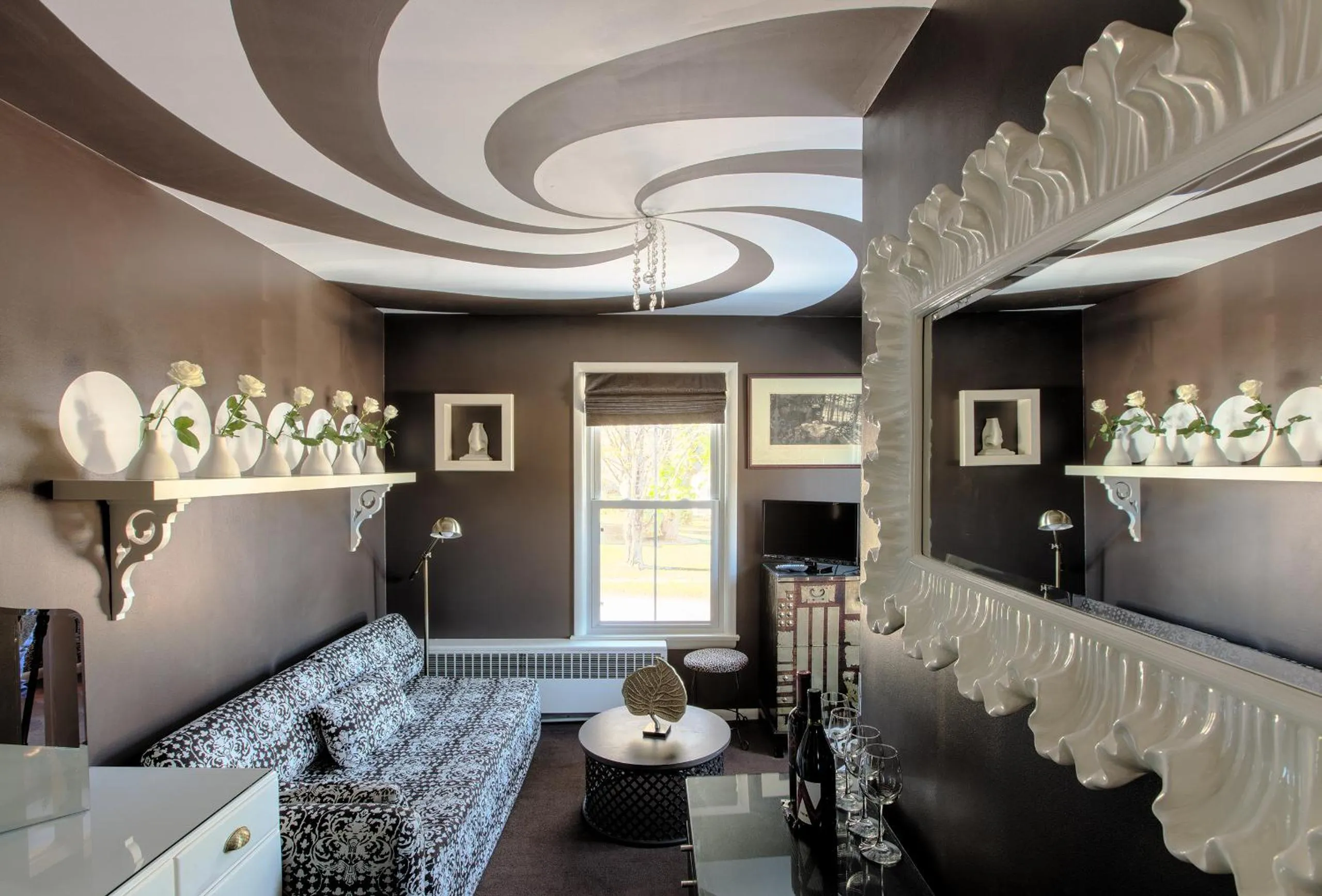 Living room in The Roxbury