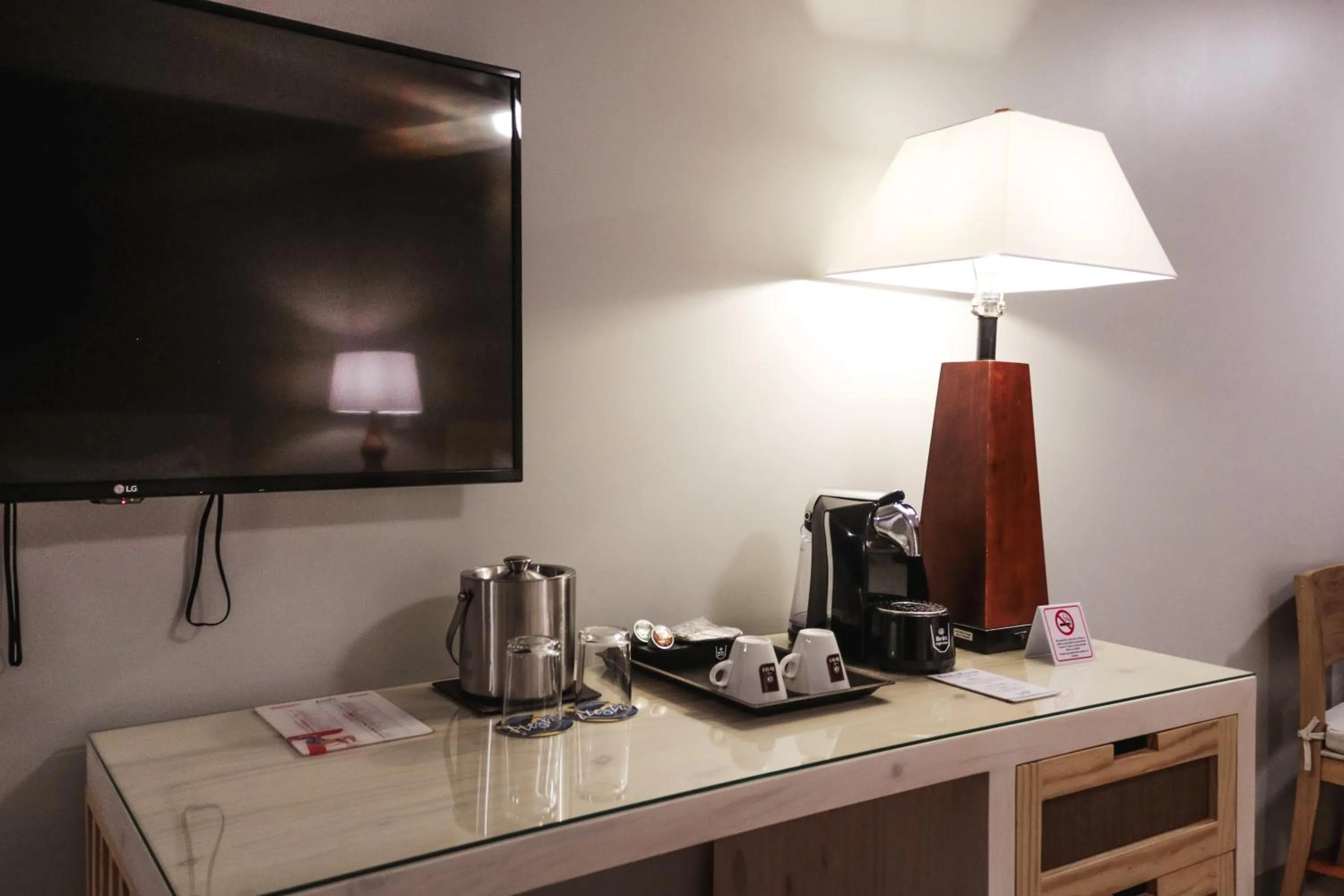 TV and multimedia in Fiesta Resort All Inclusive Central Pacific - Costa Rica