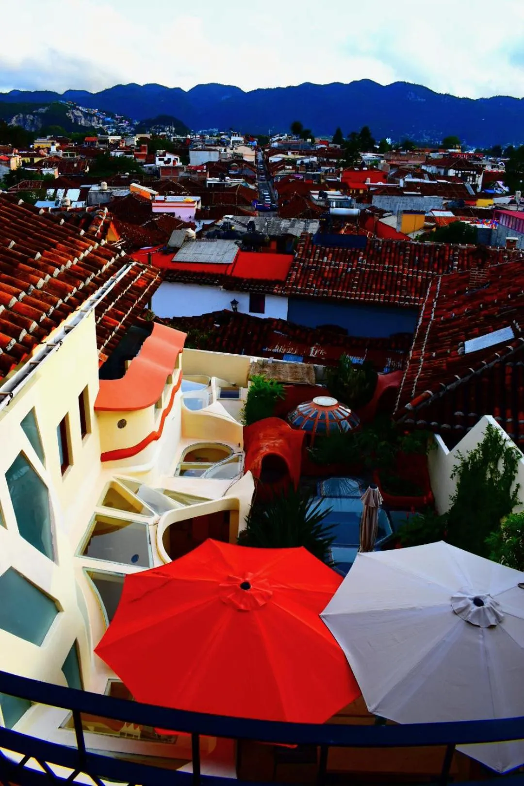 Magnolias Boutique Suites & SPA