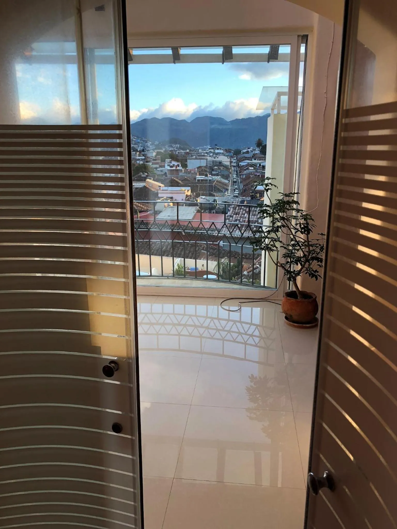 Shower in Magnolias Boutique Suites & SPA