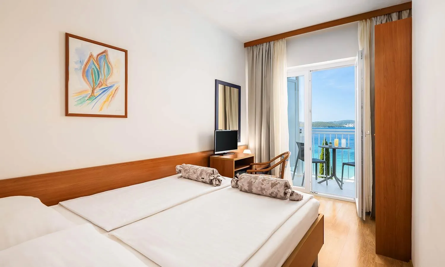 Photo of the whole room, Bed in Orsan Maradiso Hotel by Aminess