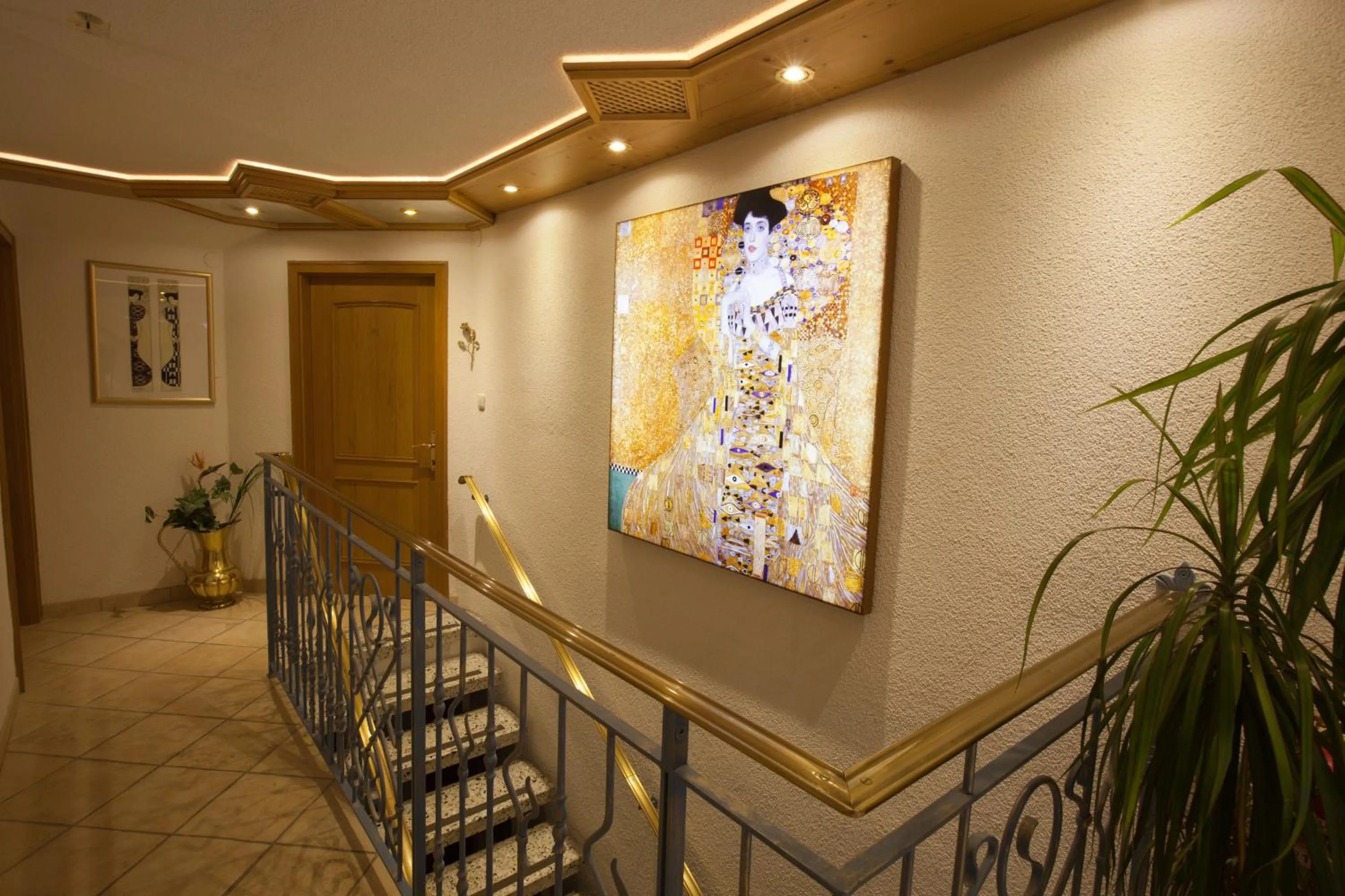 Decorative detail in Pension Knoll