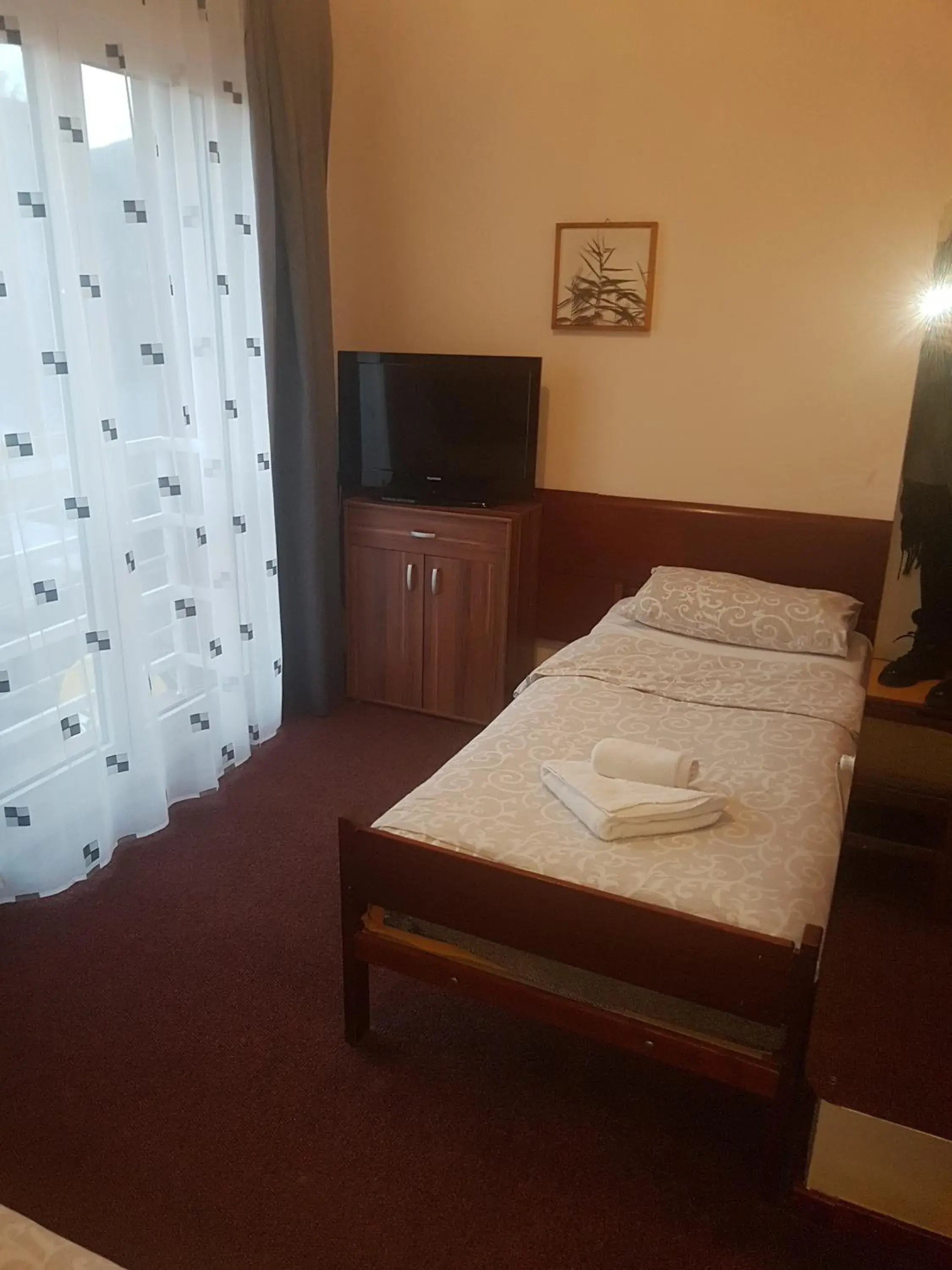 Single Room in Hotel Sax Balkan Single Room in Hotel Sax Balkan
